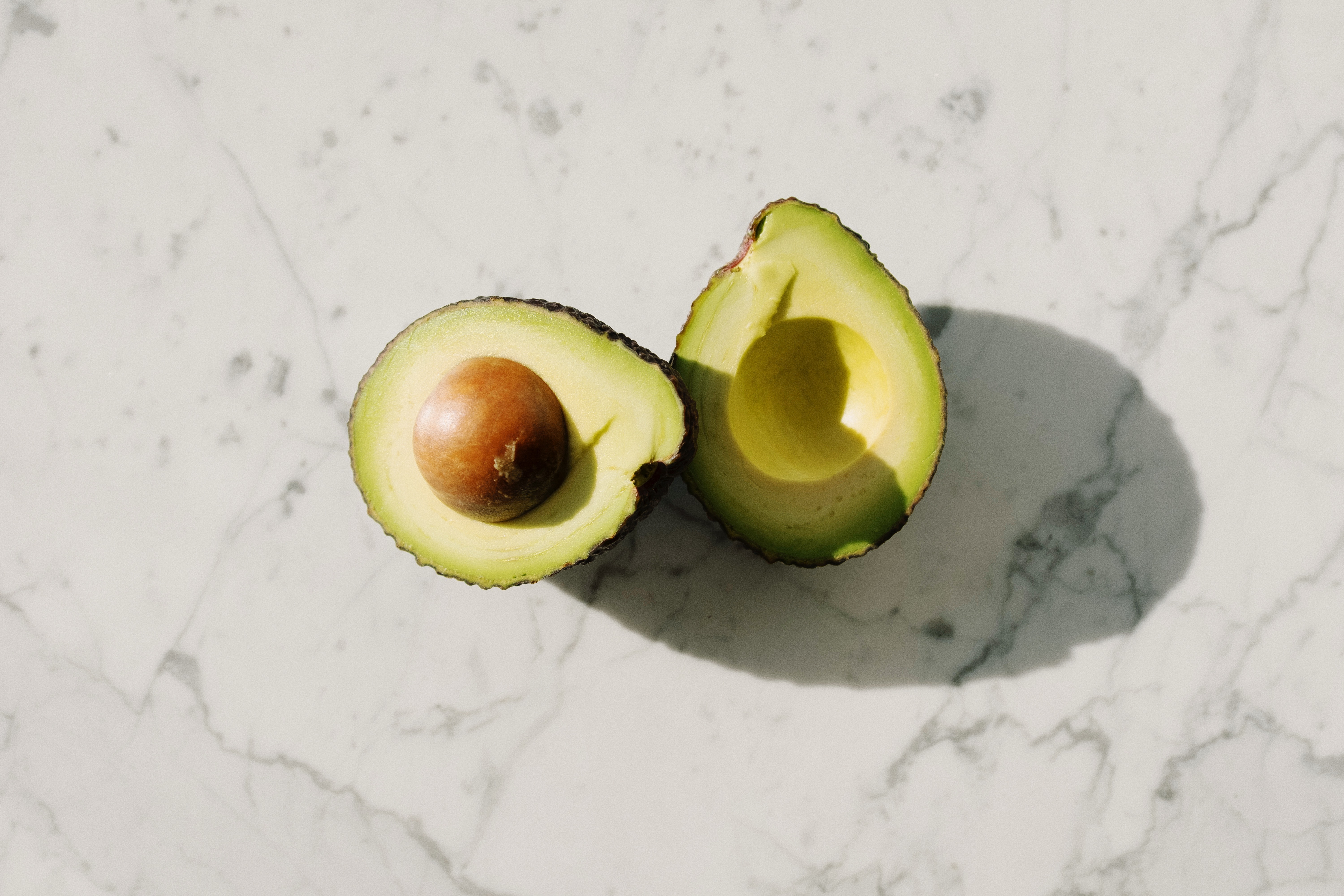 Alpukat- (Photo by ready made on Pexels)