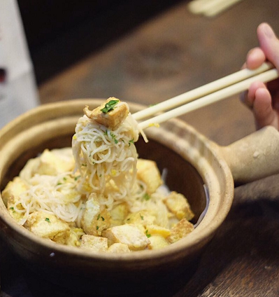 Claypot Misua Tahu Telur Asin (Sumber: Dok. Claypot Popo)
