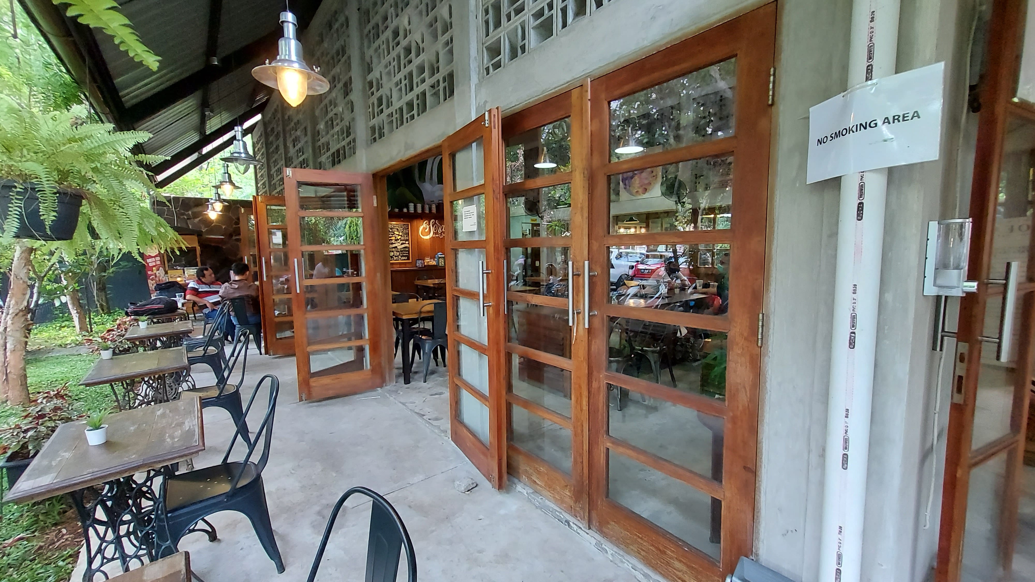 Tampak depan dari resto Roemah Toean (dok: Hypeabis/Rezha Hadyan)