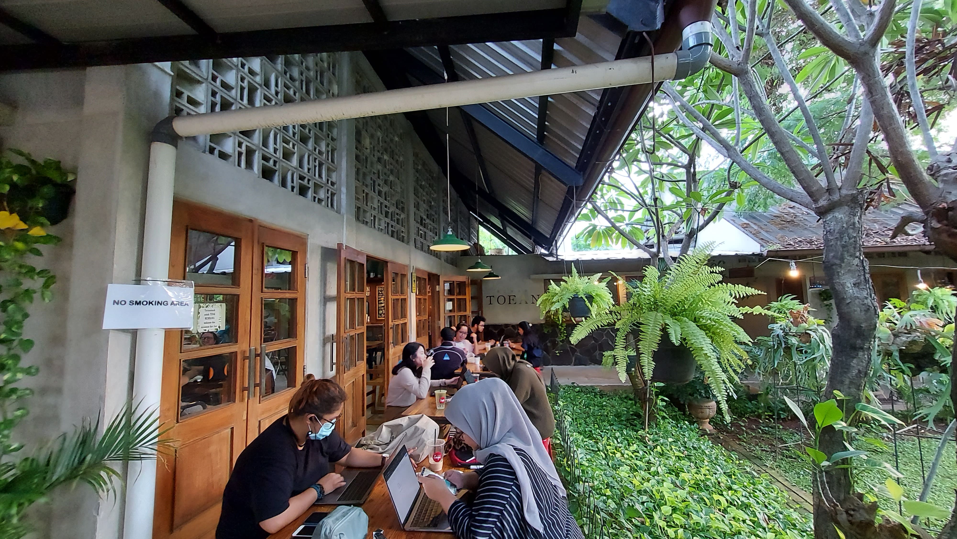Bagian belakang resto Roemah Toean (dok: Hypeabis/Rezha Hadyan)