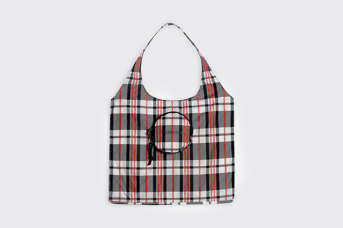 Dok. Balenciaga
