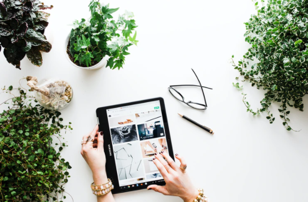 Ilustrasi- Brooke Lark (Unsplash)