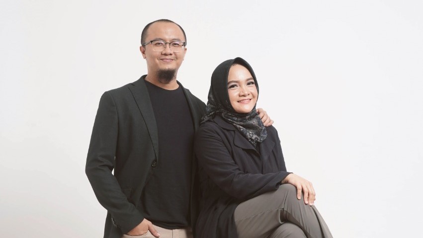 Dwi Yulia Nurbani (kanan) Brand Founder Nyonya Nursing Wear (Dok. Hypefast)