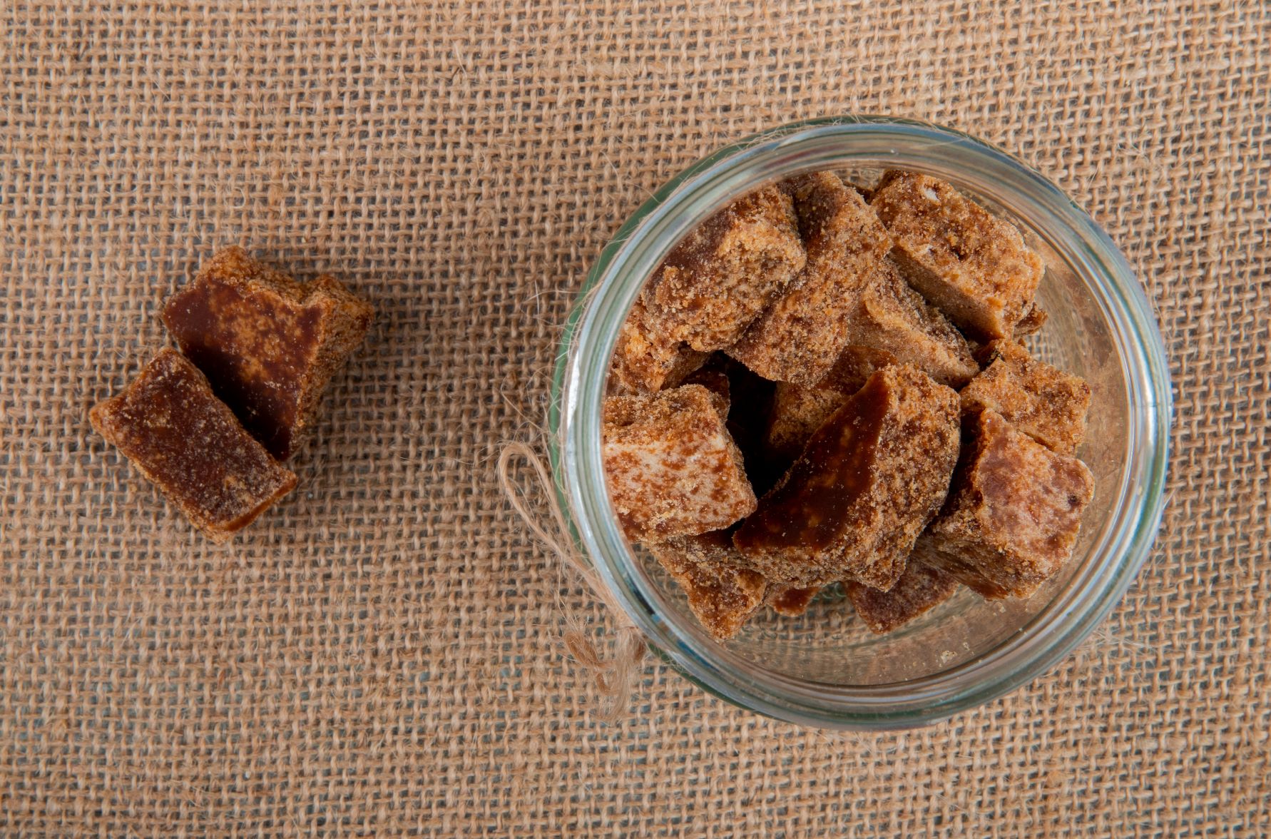 Gula aren (Photo by stockking on FreePik)