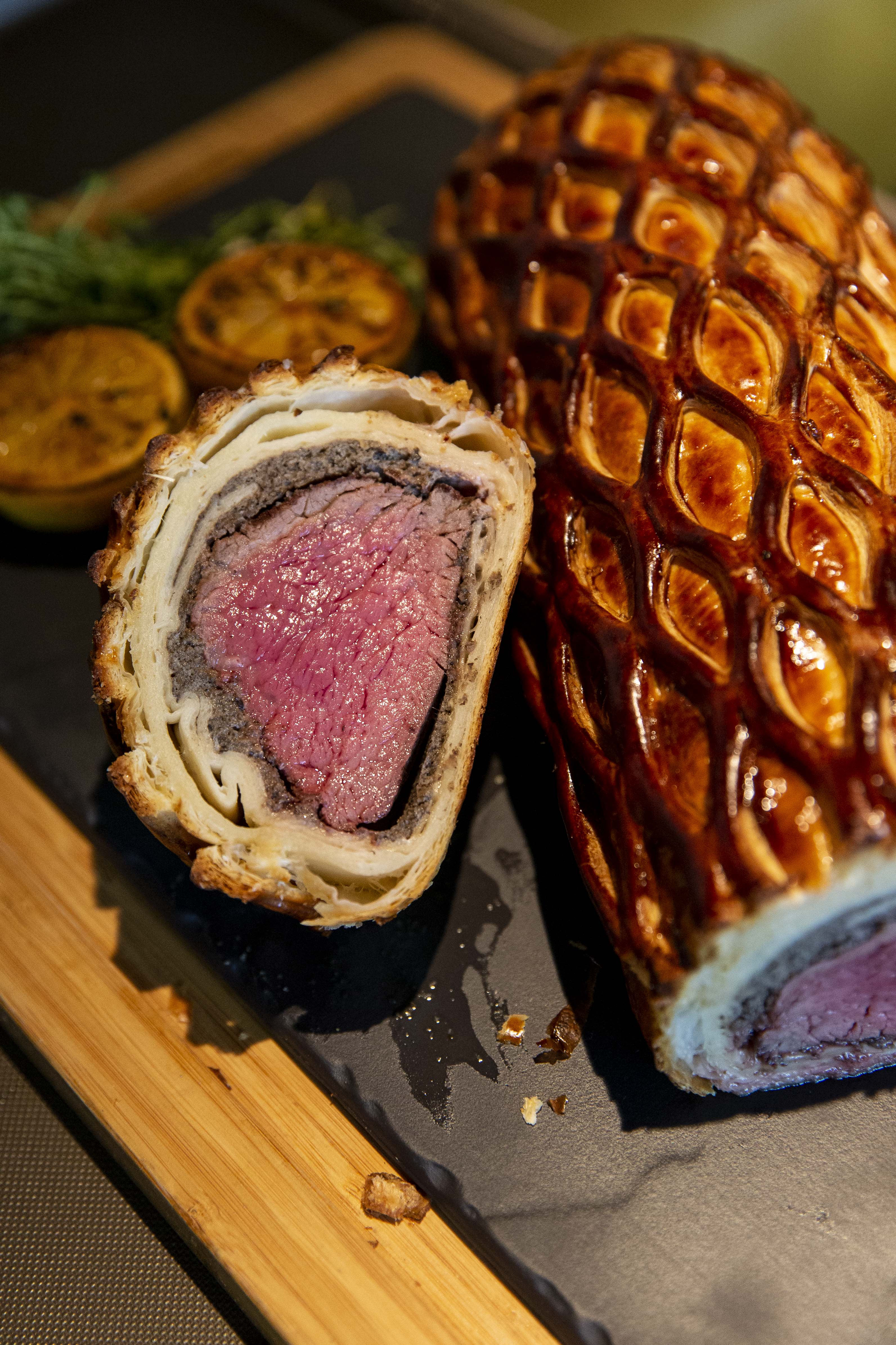 Hidangan Beef Wellington dari Bred 