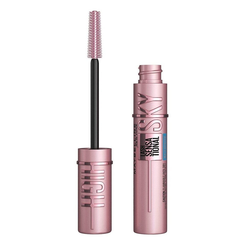 Maybelline New York Lash Sensational Sky High Waterproof Mascara. (Dok. Maybelline)