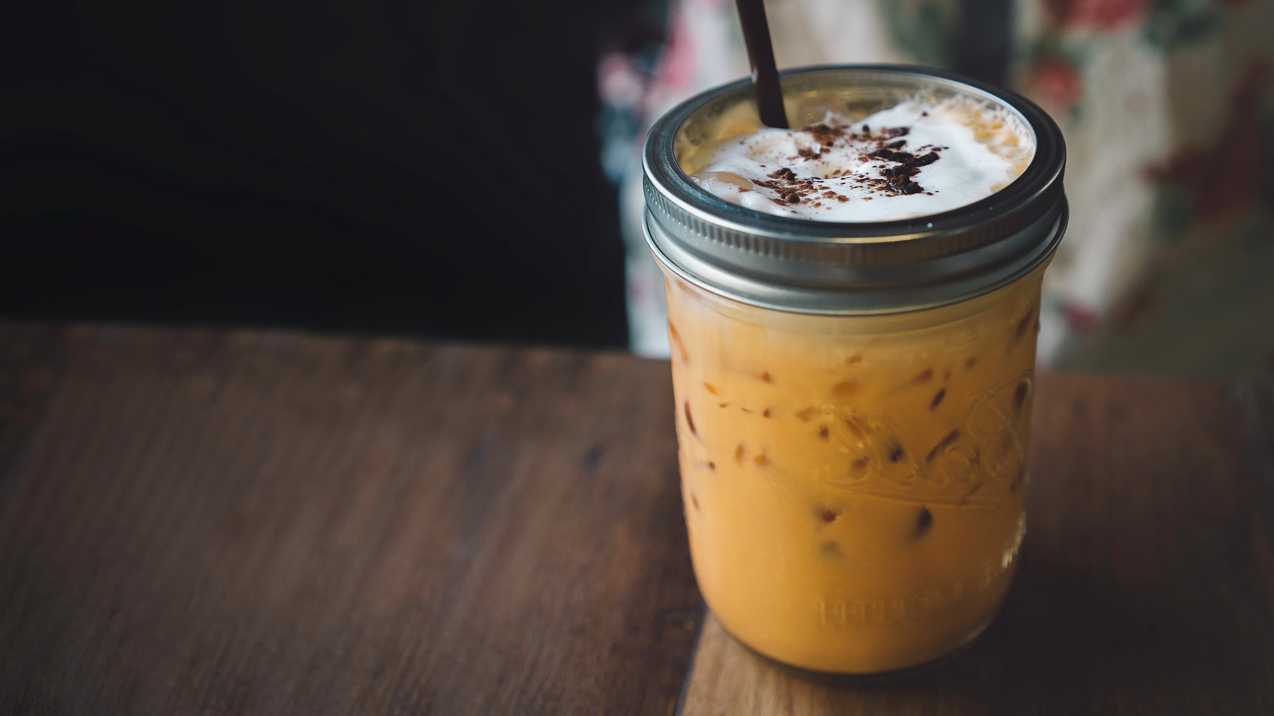 Ilustrasi thai tea (Dok. Thomas Jasovsky/Unsplash)