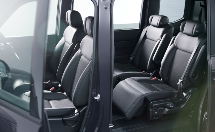 Interior Honda All-New Step WGN (dok: Honda Prospect Motor)