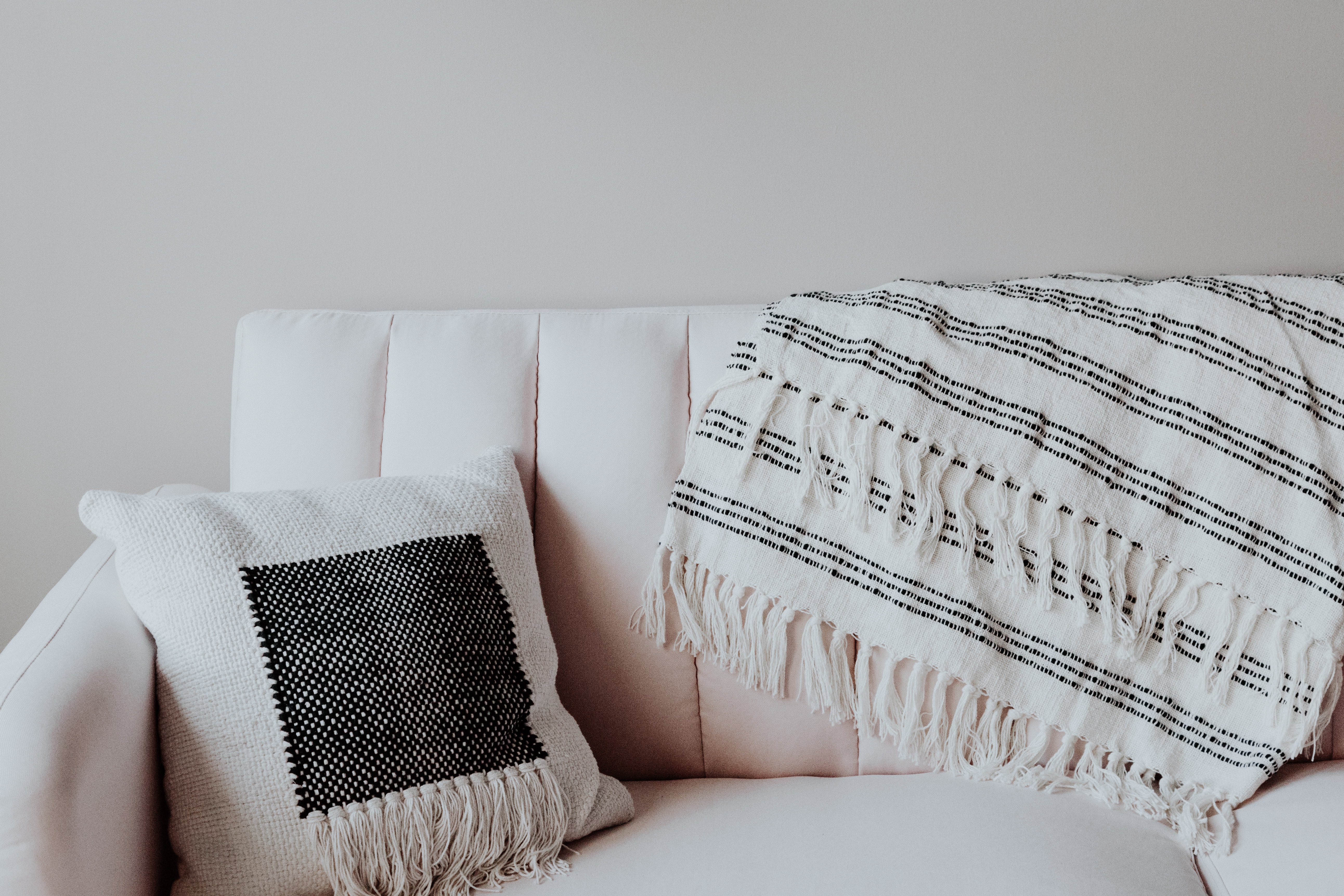 Ilustrasi tekstil desain Skandinavia (Unsplash/Taylor Hernandez )