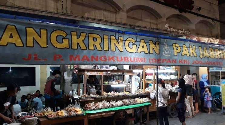 Angkringan Pak Jabrik (Kuliner Asyik) 