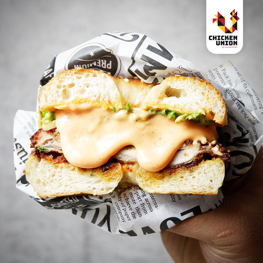 Bagel Ayam Truffle Polandia di Chicken Union. (Dok. Dokumentasi pribadi Chicken Union)