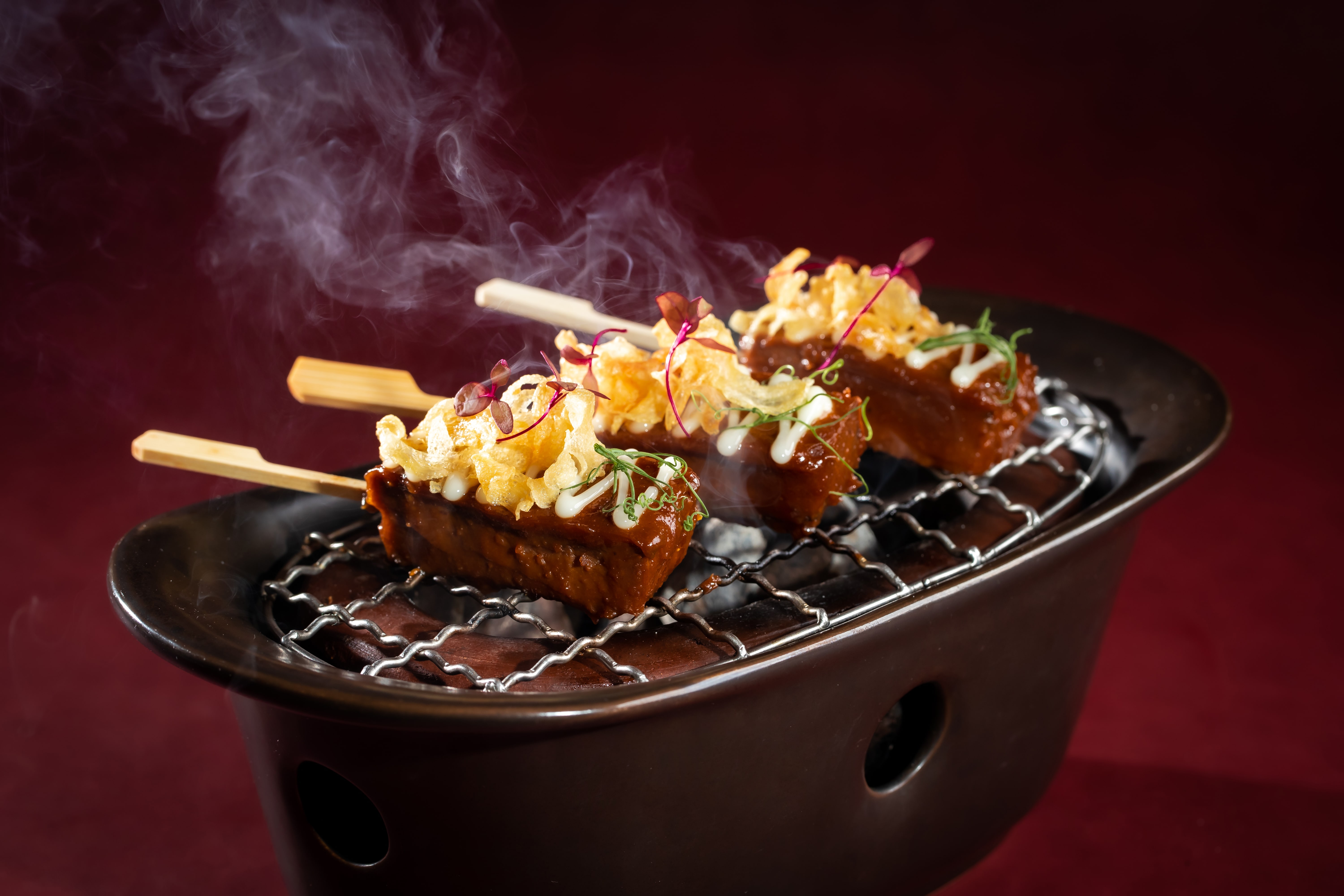 Menu Sate Ayam. (Sumber gambar: Raffles Hotel)