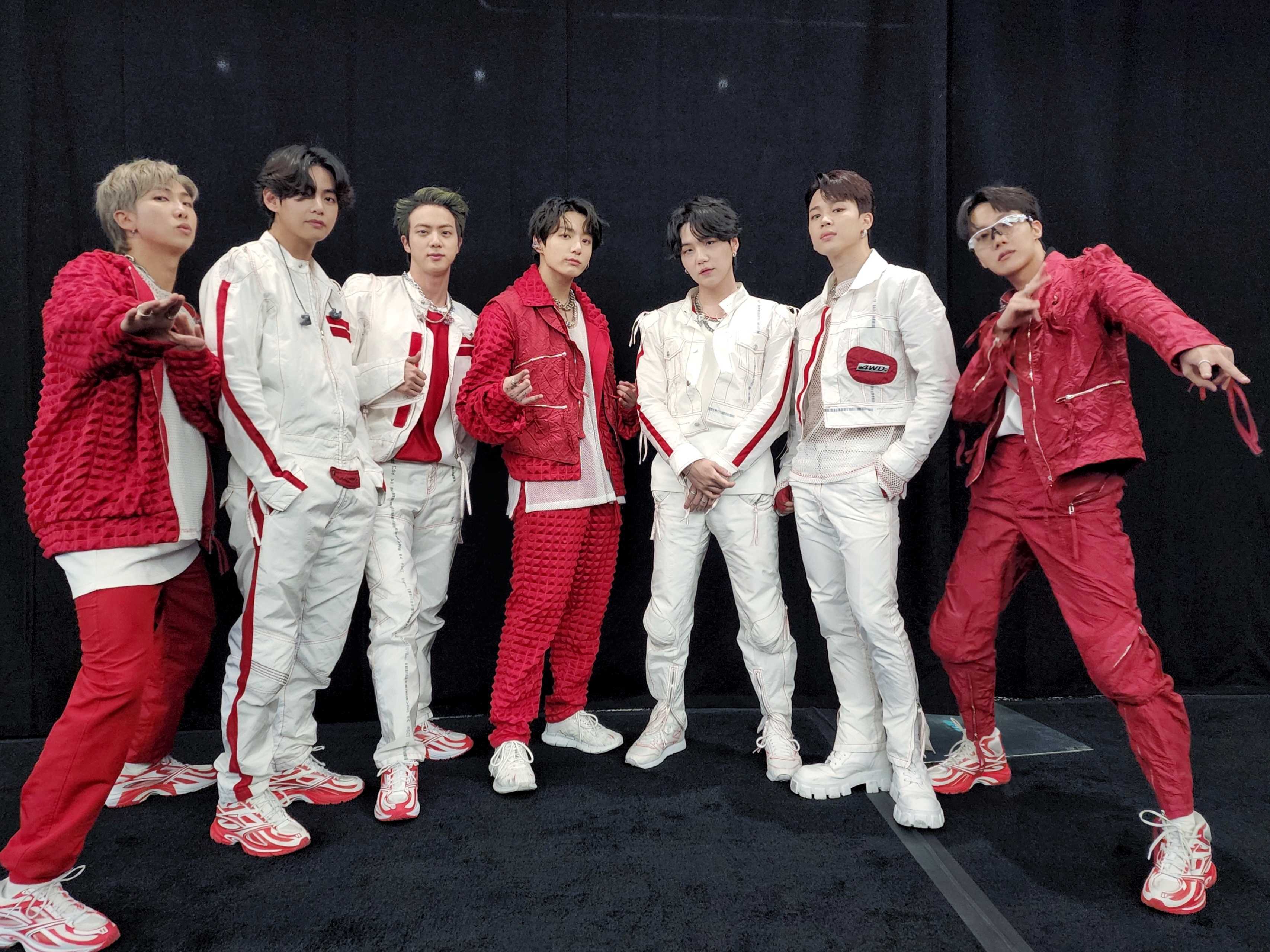 BTS usai menggelar tournya di Amerika Serikat. 