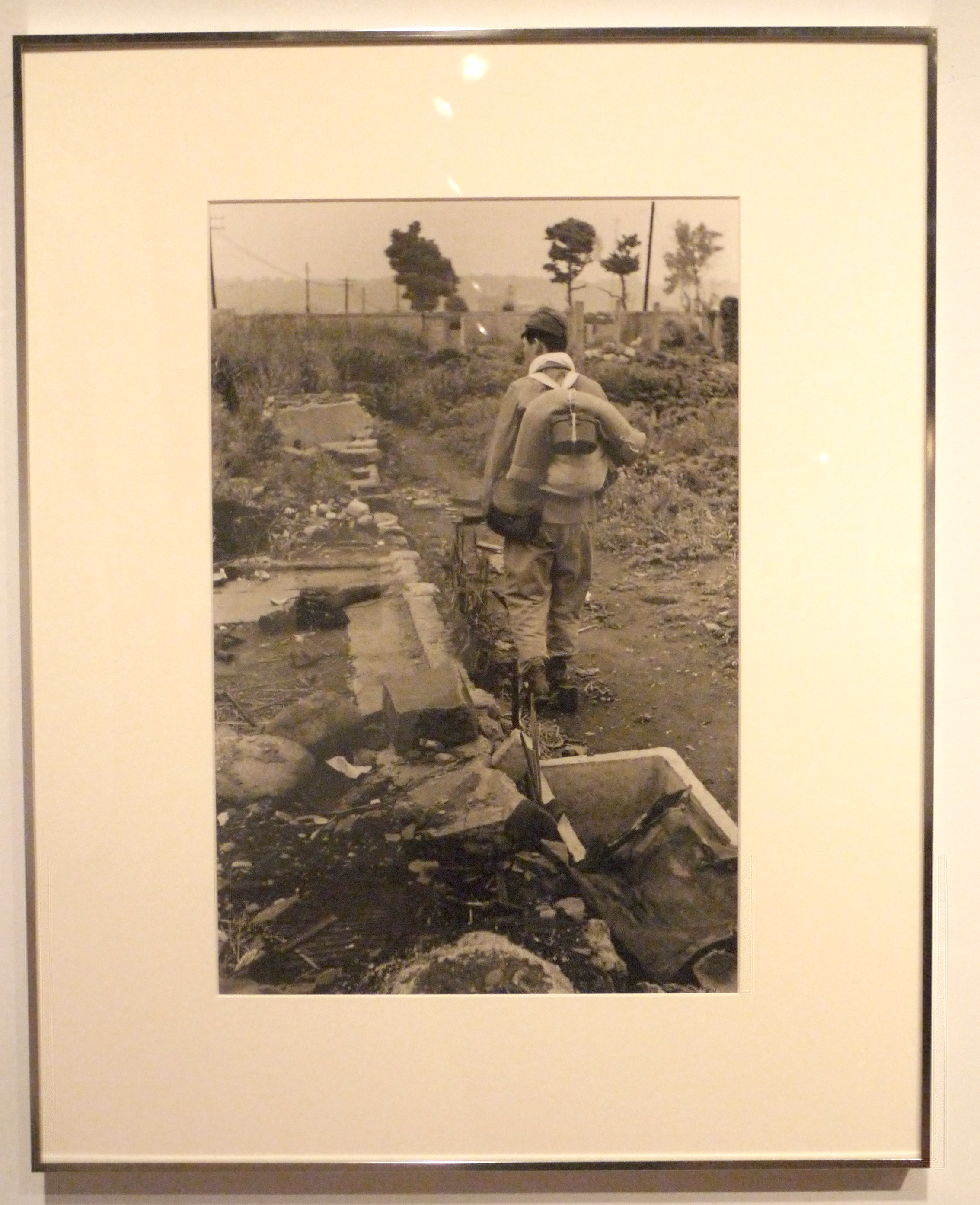 Discharged Soldier Returning to his Home in Ruins (Sumber gambar: Hypeabis/Dika Irawan)