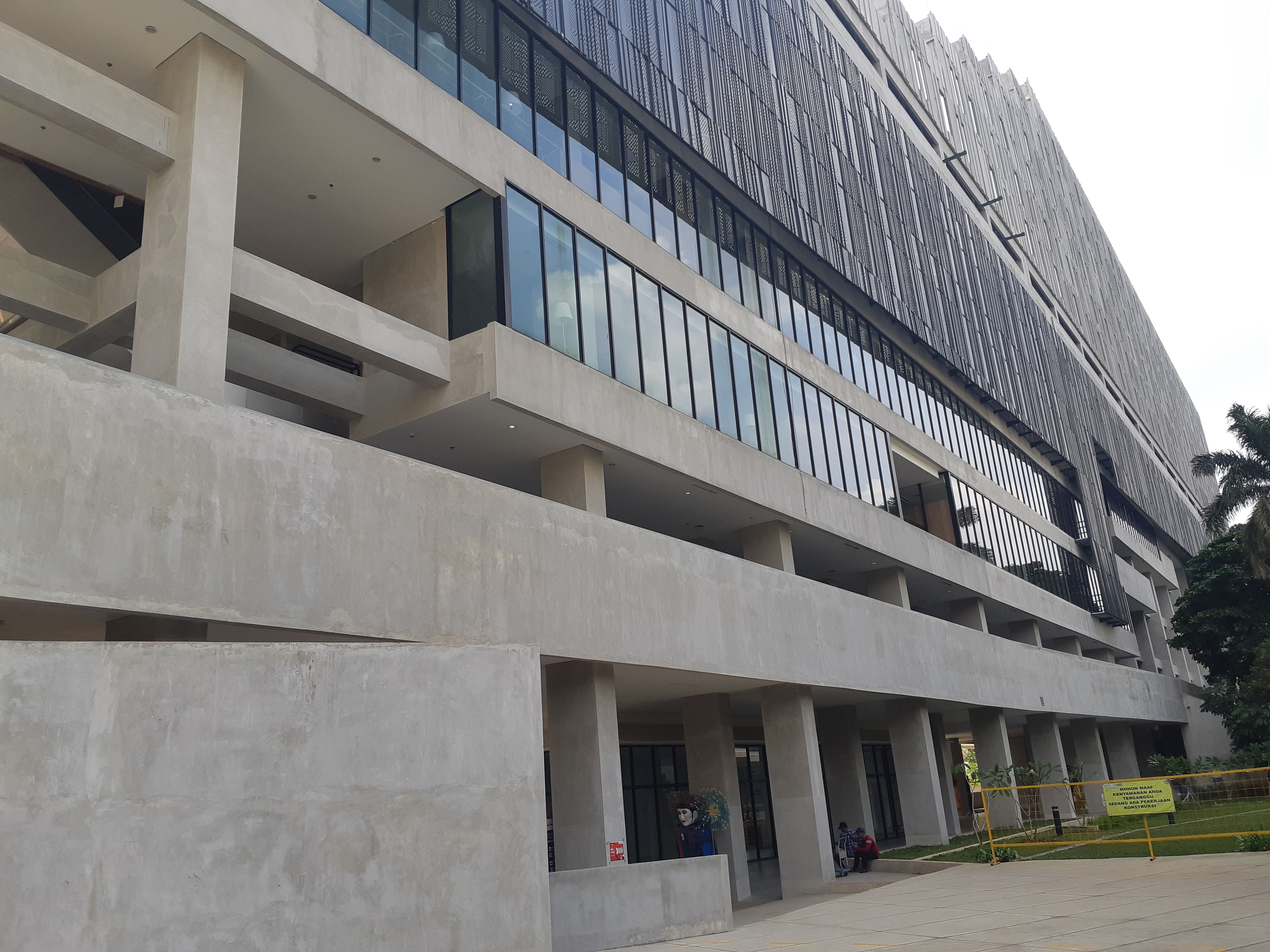 Gedung Panjang 
