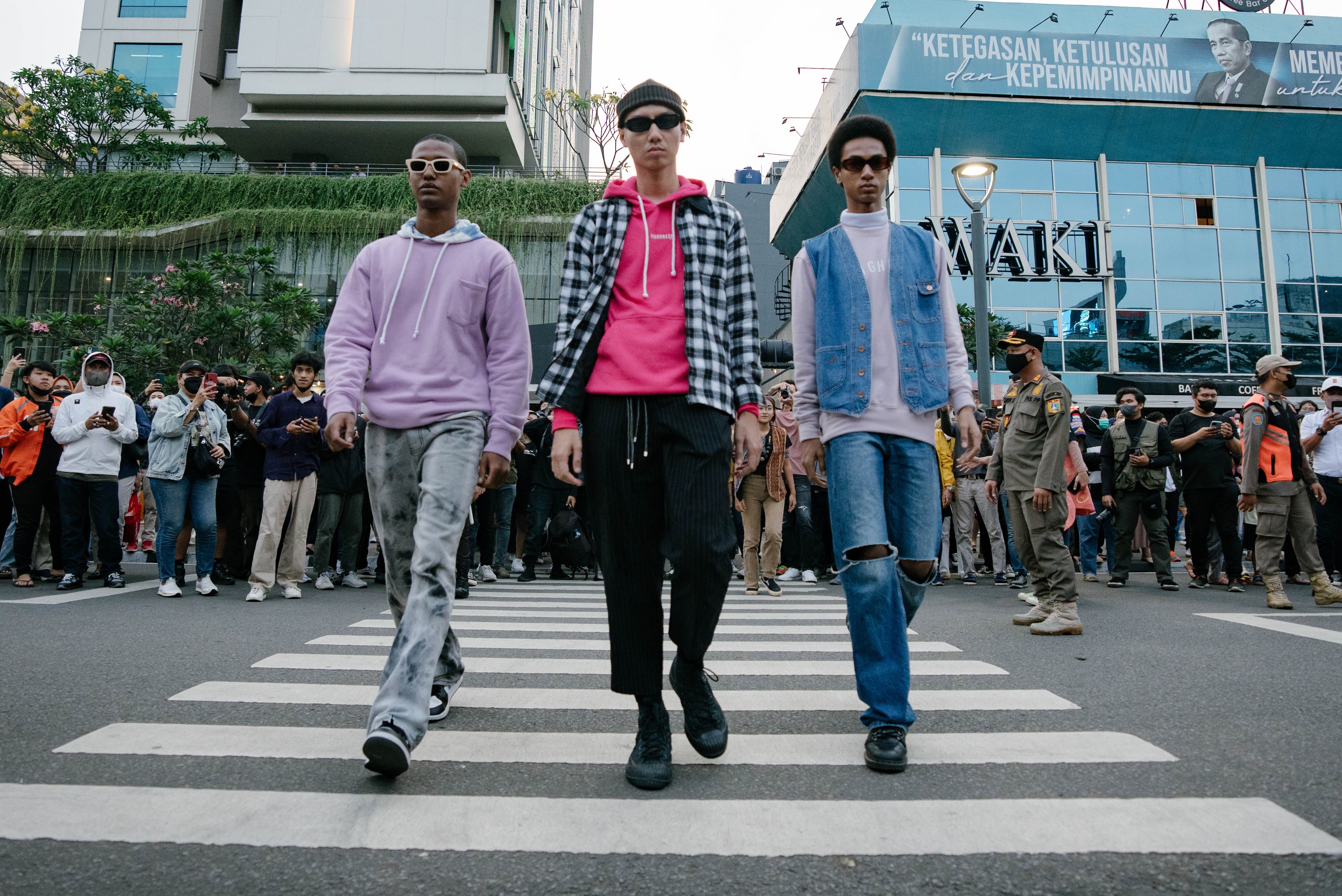 Roughneck 1991 x Citayam Fashion Week 6 (Sumber gambar: Roughneck 1991)