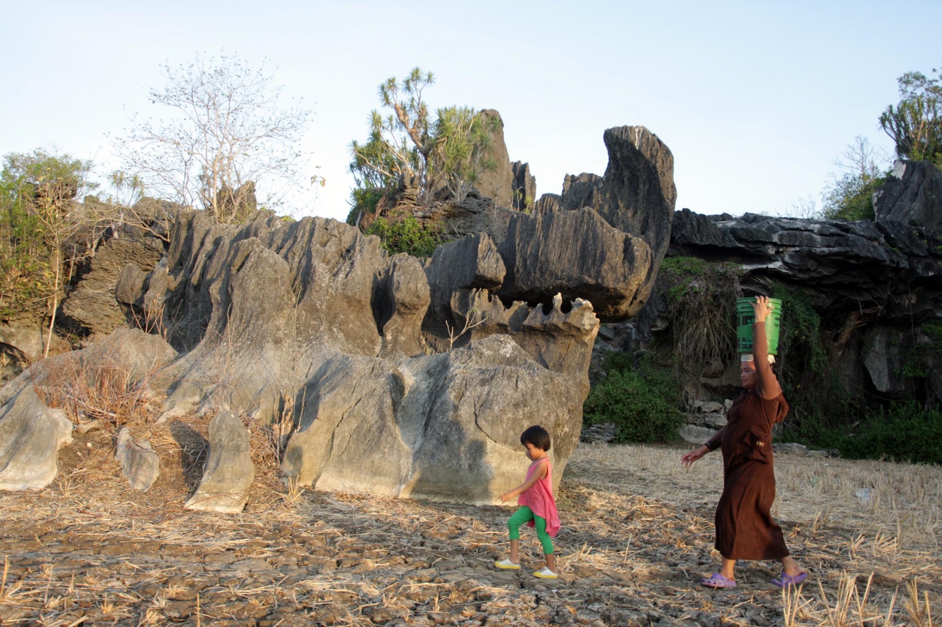  Suasana di desa wisata Rammang-Rammang (jibi)