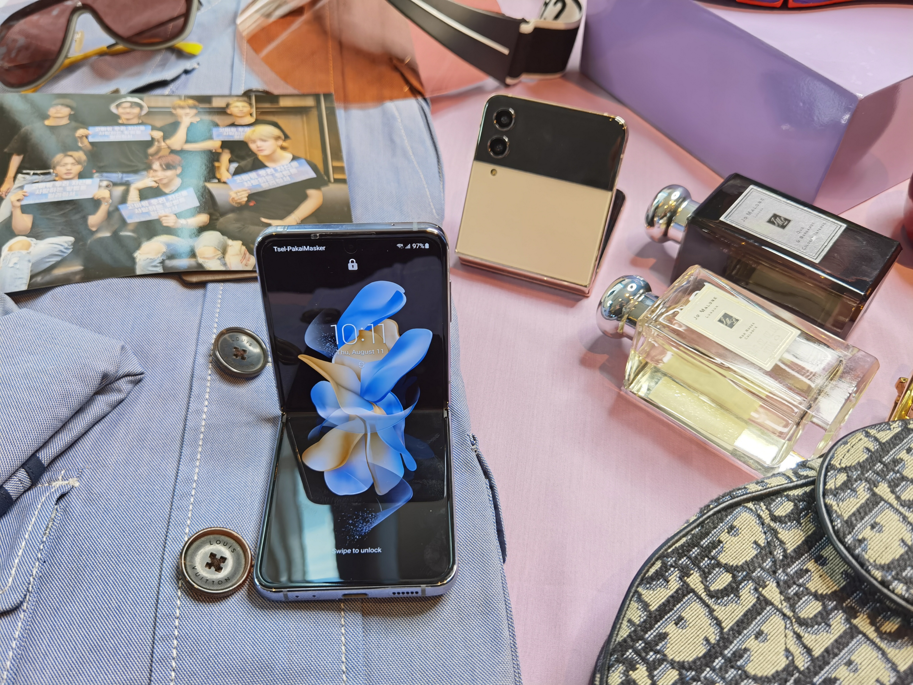Galaxy Z Flip 4 (Sumber gambar: Hypeabis.id/Syaiful M)