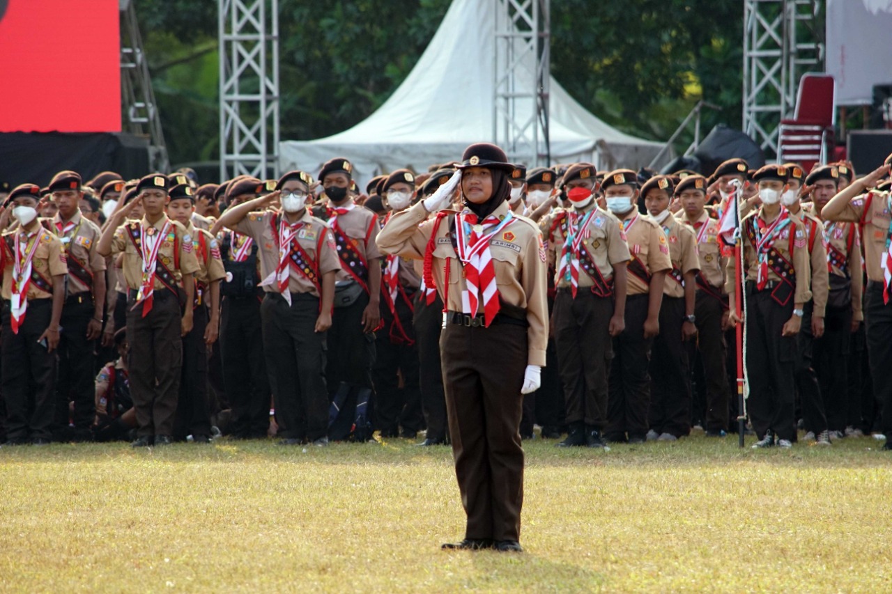 Kegiatan upacara oleh pramuka penggalang di Jambore Nasional 2022 (Sumber gambar: Humas Jamnas 2022)