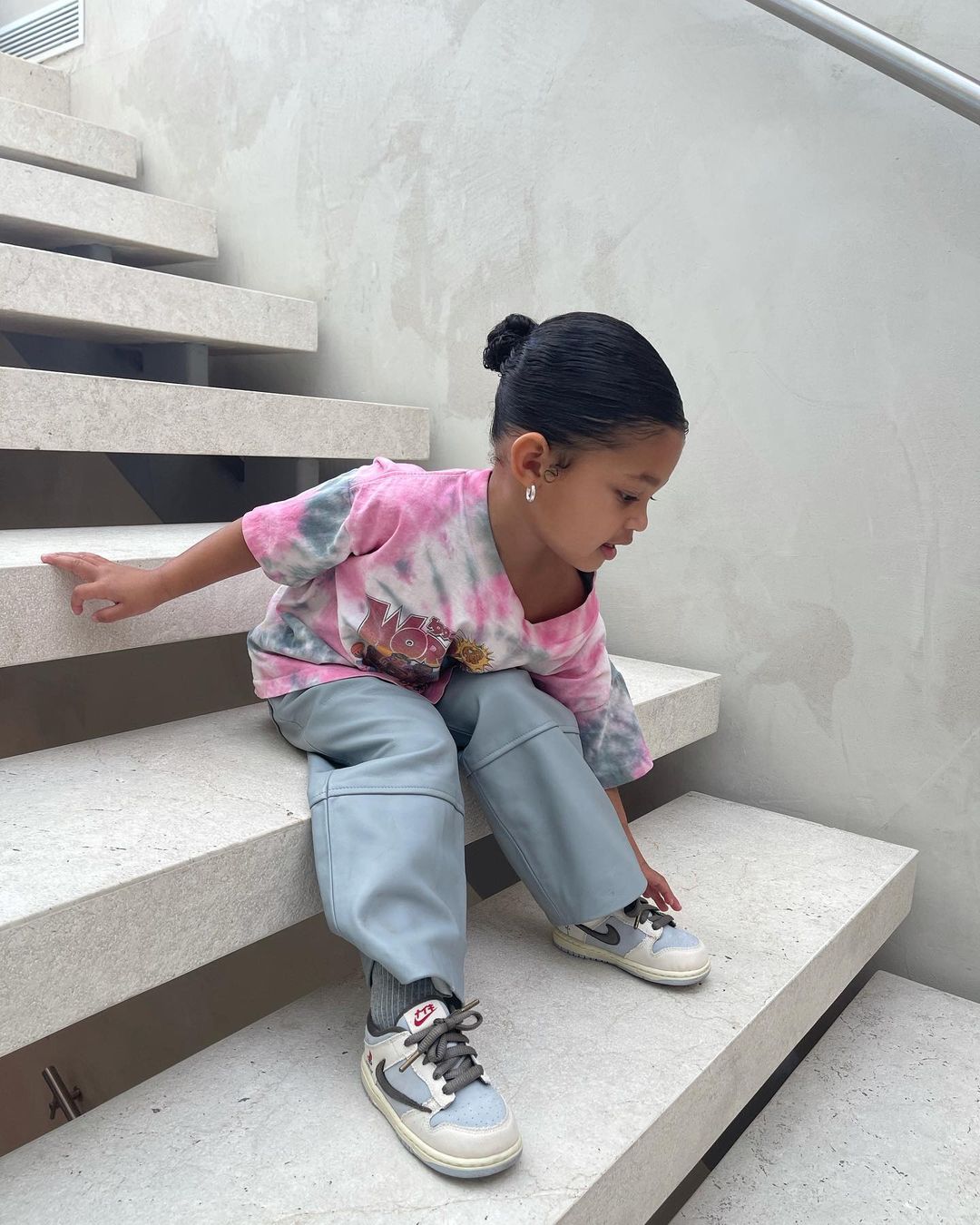 Stormi (Sumber gambar: Instagram.com/kyliejenner)