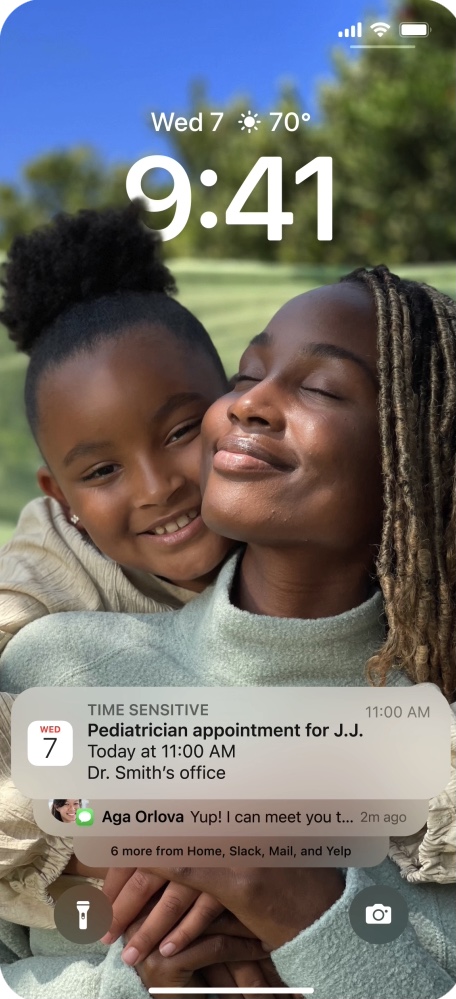 iPhone dengan peranti iOS 16 (Sumber gambar : Apple)