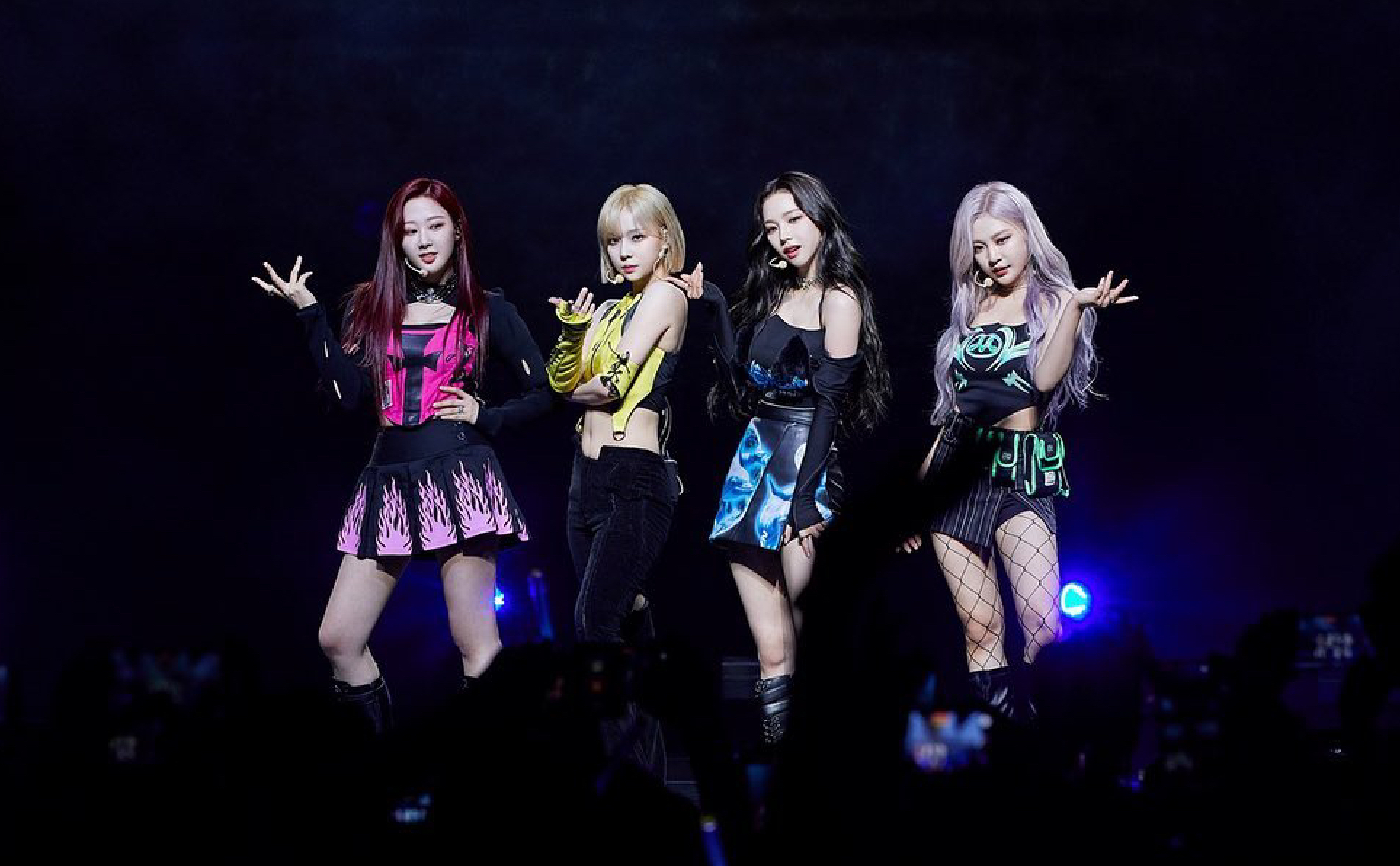 Idol Korea Aespa yang tampil dengan warna rambutya. (Sumber gambar : SMTOWN)