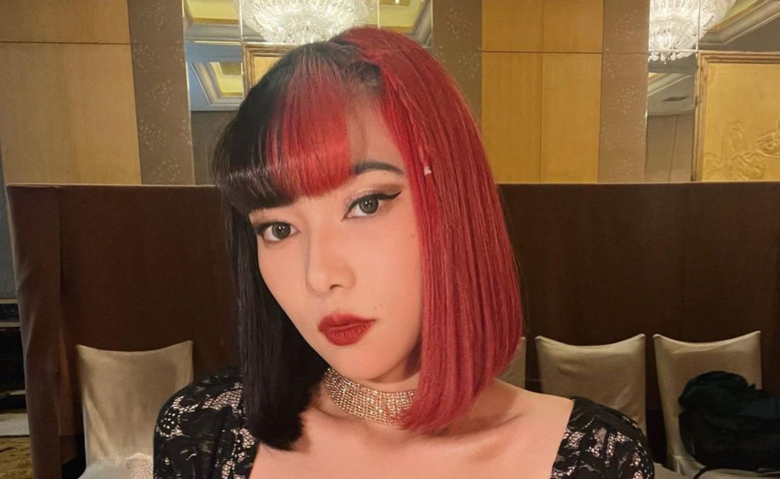 Isyana Saraswati yang menampilkan gaya rambut berbeda. (Sumber gambar : Instagram Isyana)