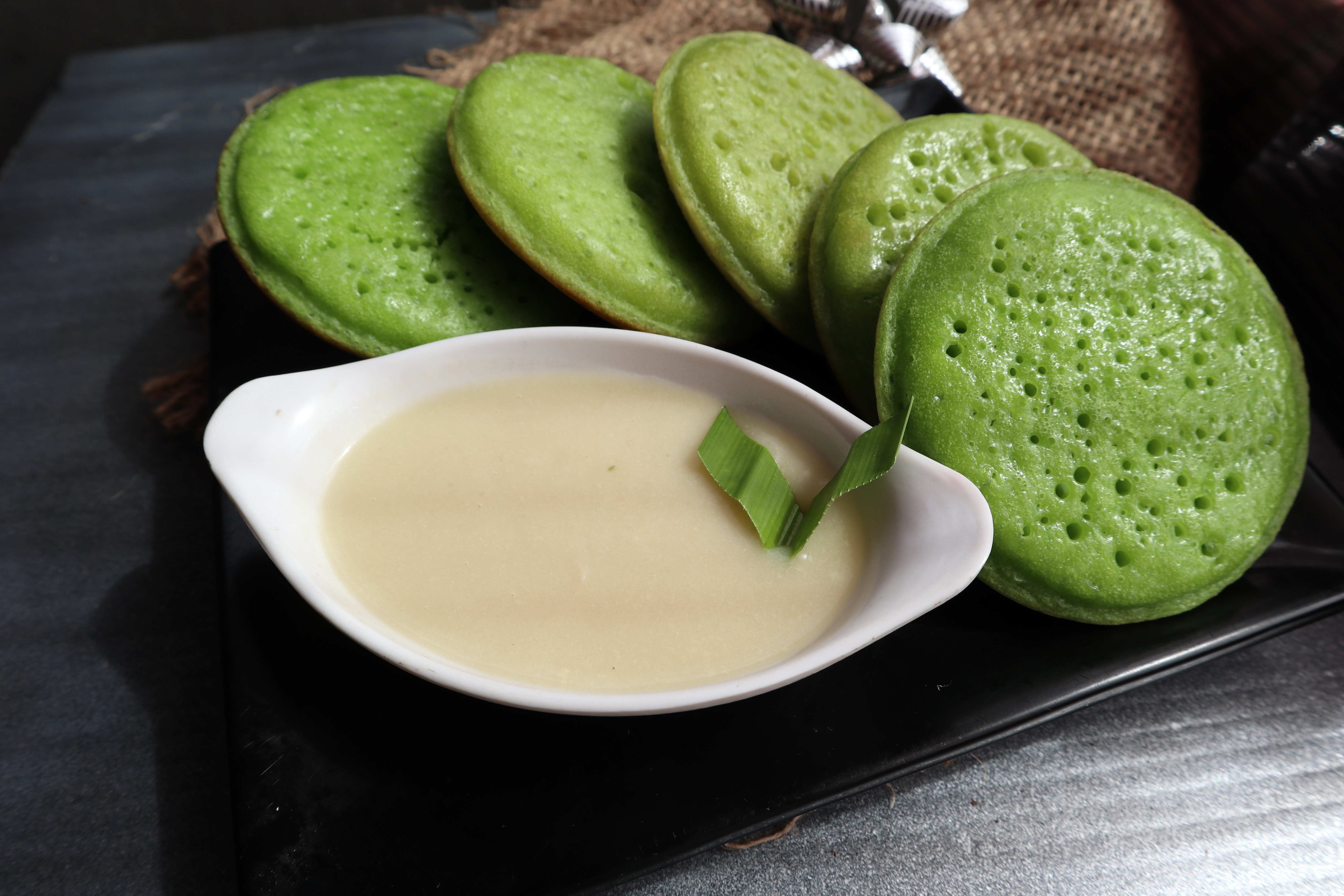 Surabi (Sumber gambar: Anton Tezar/Pexels)