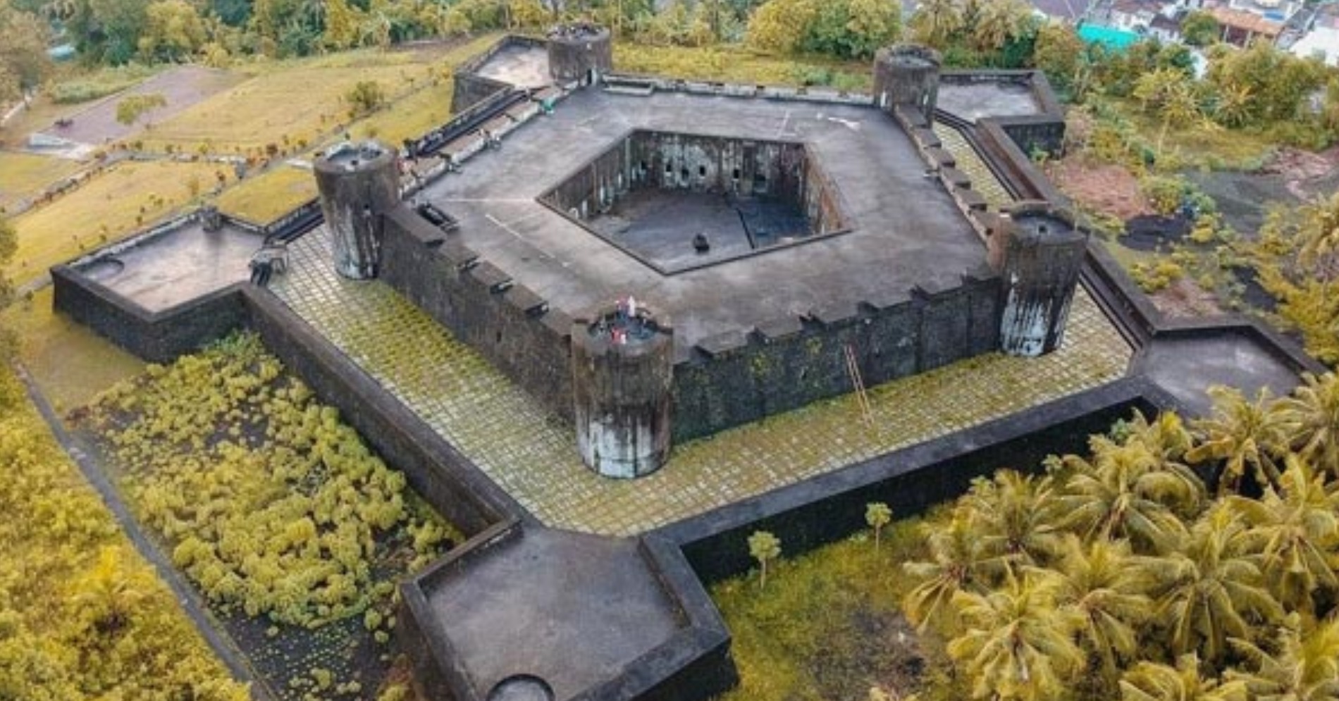 benteng Belgica (Sumber gambar: Kemdikbud)