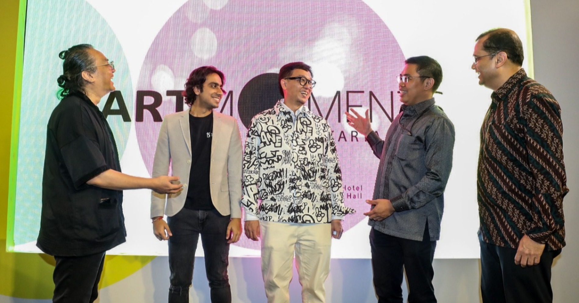 Pembukaan Art Moments Jakarta 2022 di Grand Ballroom, Sheraton Grand Jakarta Gandaria City, Jumat (4/11/2022). (Sumber gambar: Hypeabis.id/Eusebio Chrysnamurti)