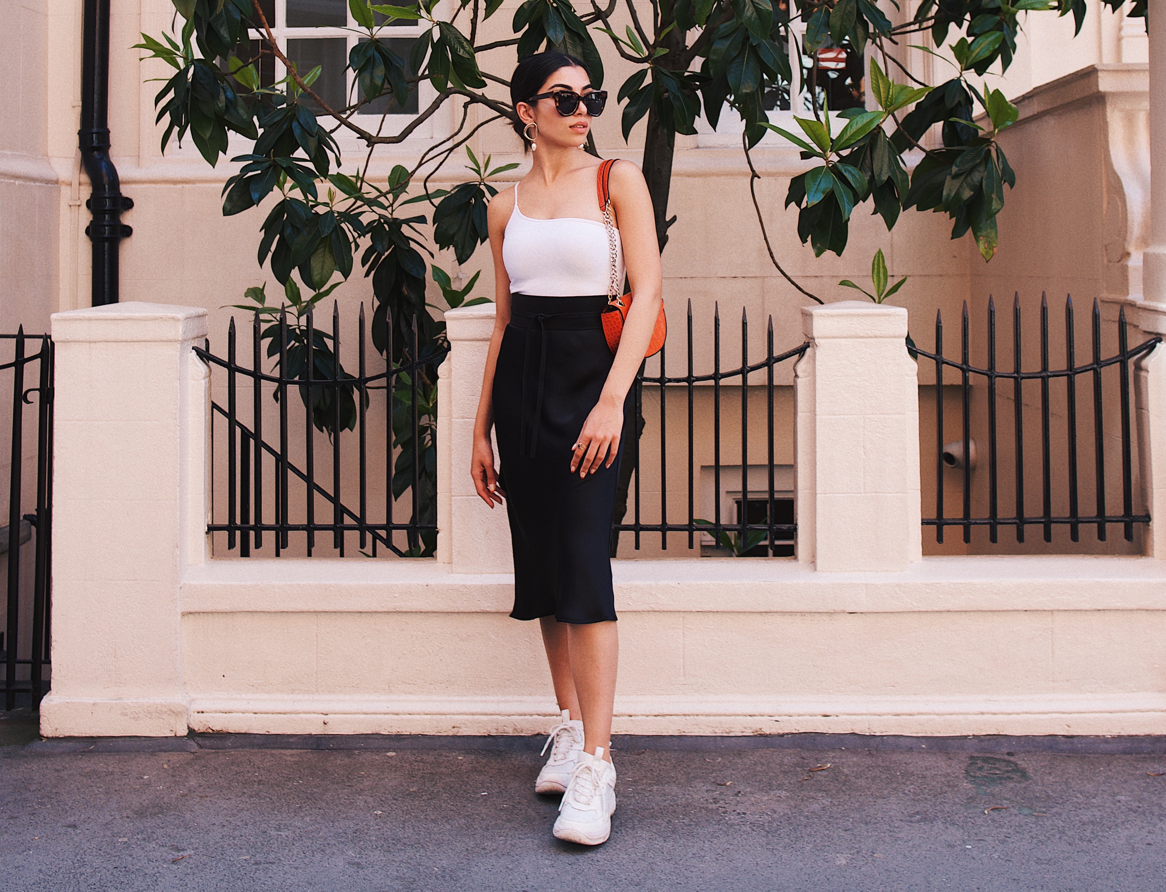 Ilustrasi outfit konser outdoor (Sumber gambar: Sonnie Hilles/Unsplash)