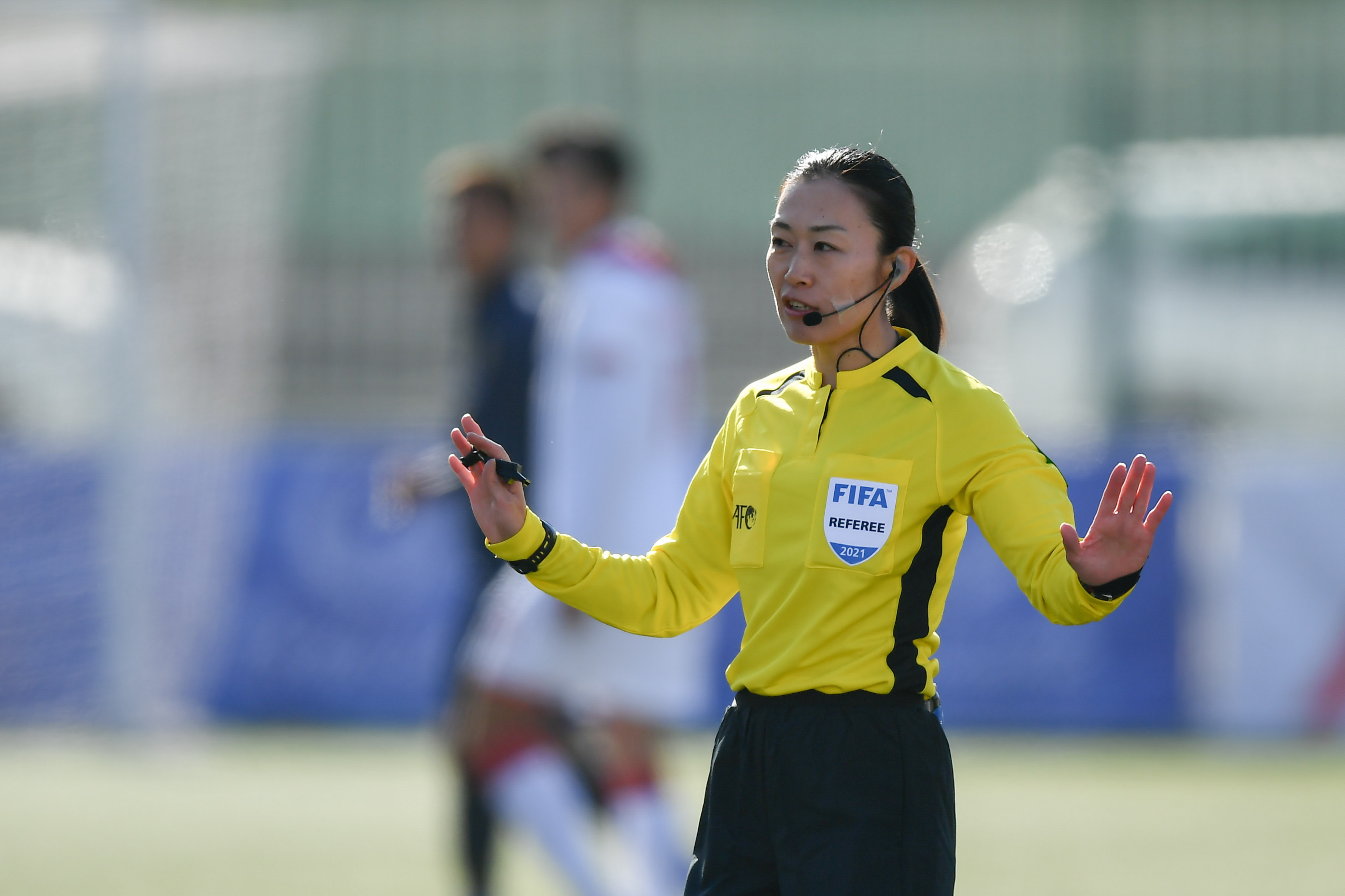 Ilustrasi Yamashita Yoshimi saat menjadi wasit (Sumber gambar: Twitter FIFA World Cup)