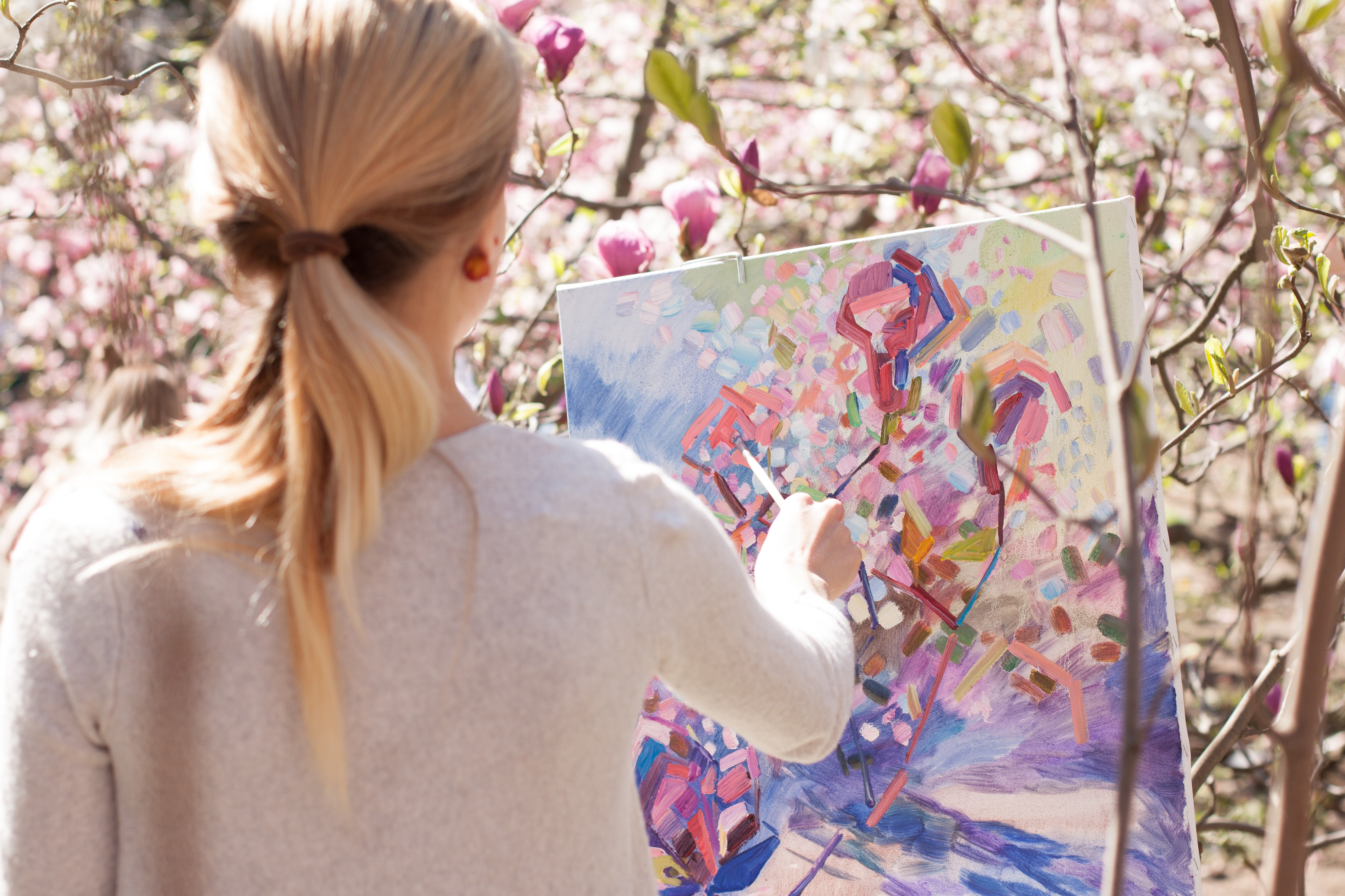 Ilustrasi seniman perempuan (Sumber foto: Unsplash/Tetiana Shyshkina)