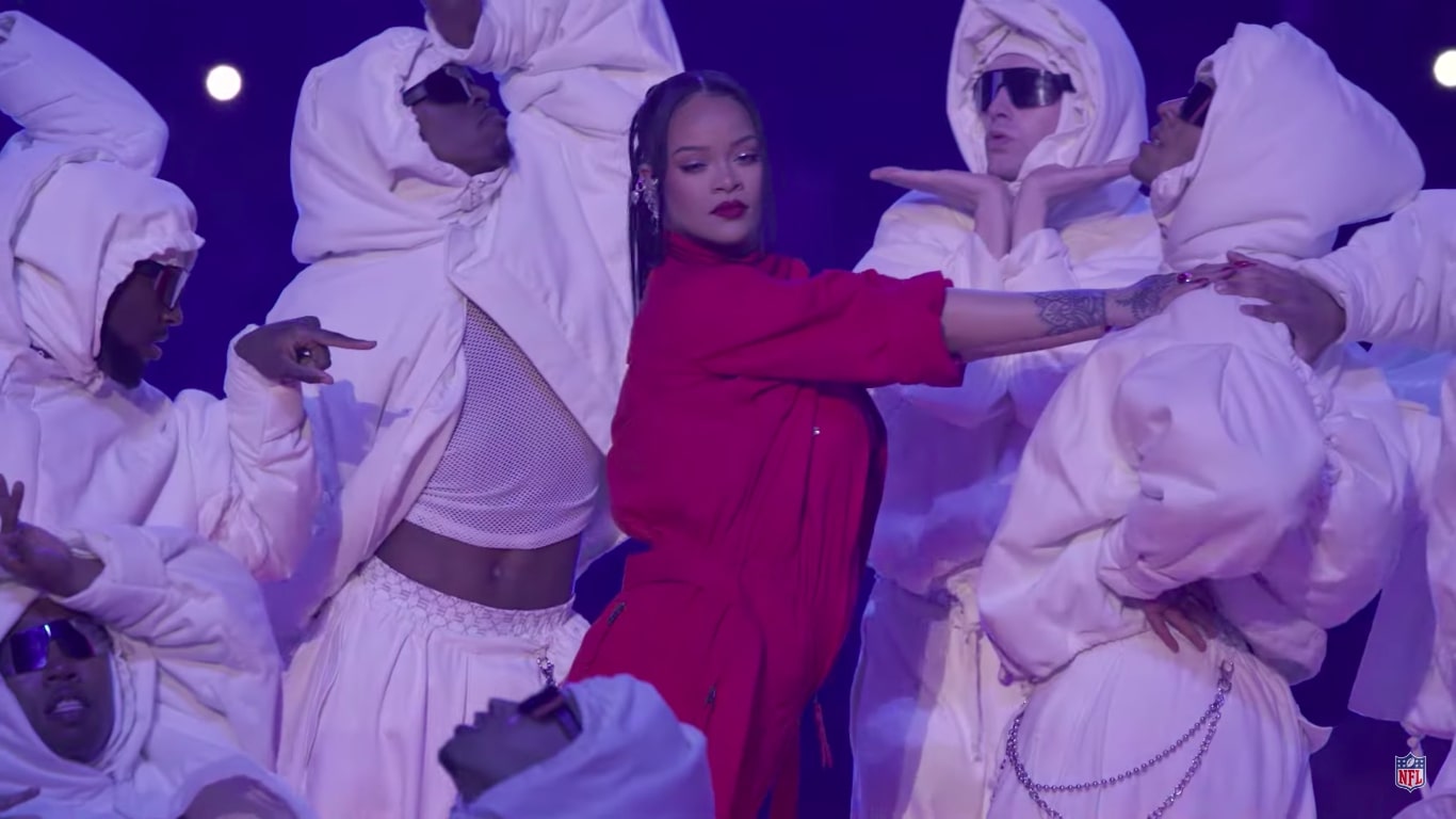 Penampilan Rihanna di Super Bowl (Sumber gambar: Youtube.com/NFL)