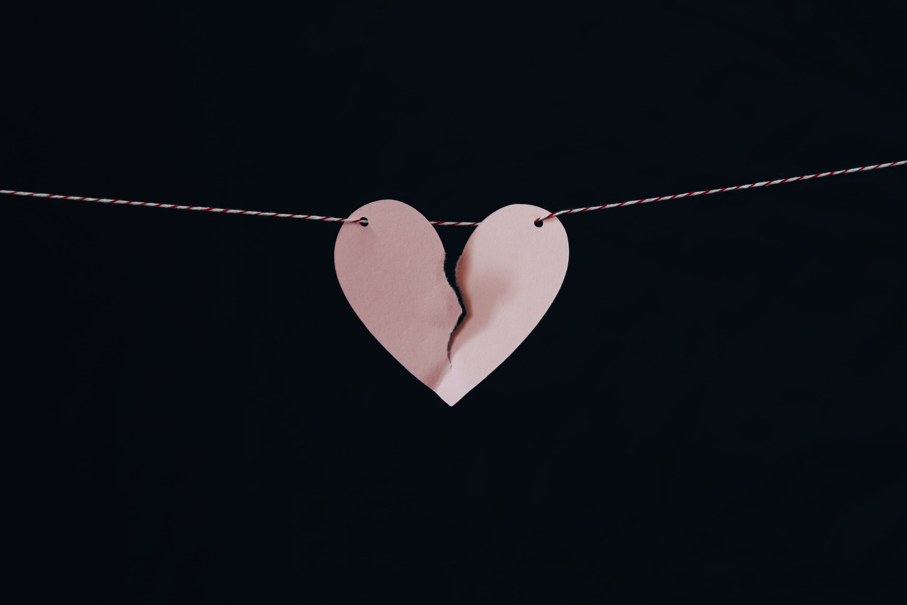 Ilustrasi patah hati (Sumber gambar: Kelly Sikkema/Unsplash)