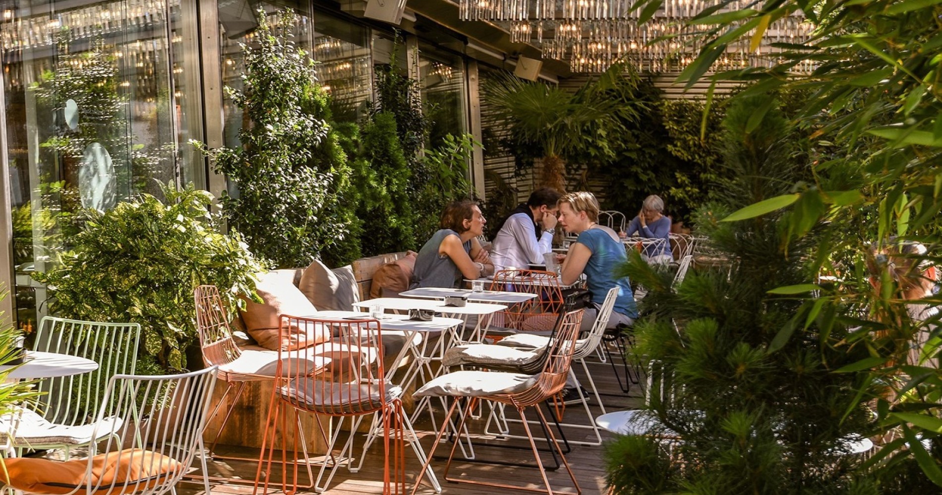 Restoran vegetarian Haus Hiltl di Swiss (Sumber Foto/Instagram @hiltl)
