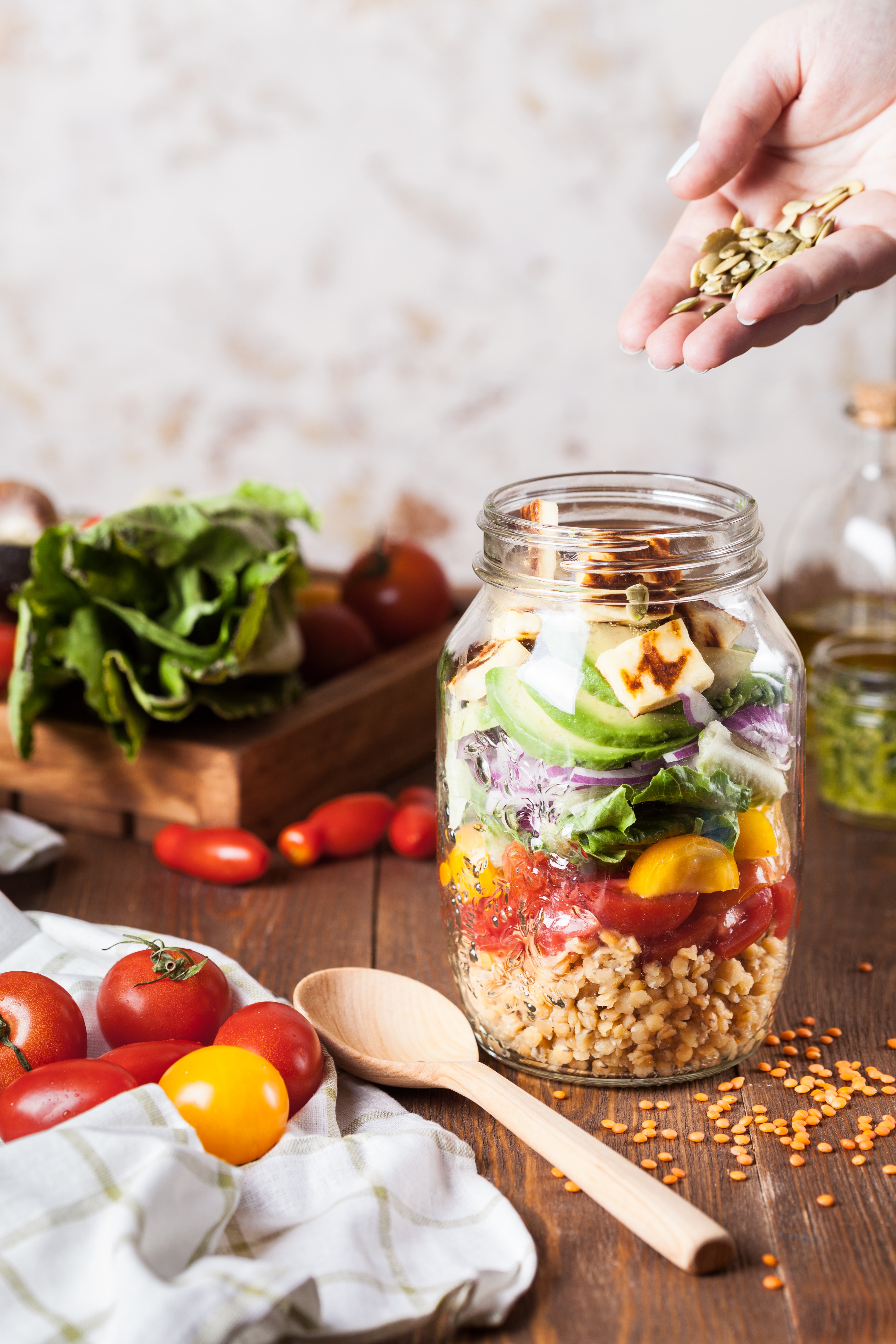 Salad Jar (Sumber gambar: Unsplash/Mariana Medvedeva)