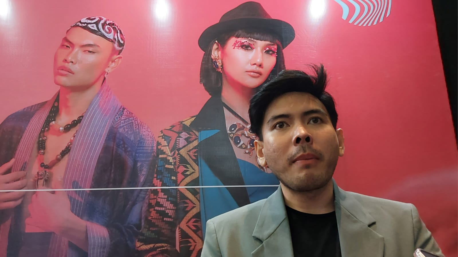 Adith, desainer yang menciptakan motif Magelang. (Sumber gambar : Desyinta Nuraini)