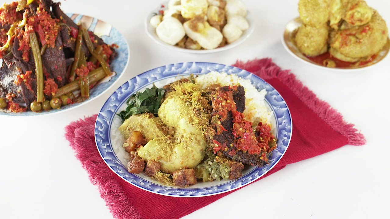 Nasi Kapau (Sumber gambar: Indonesia Kaya)