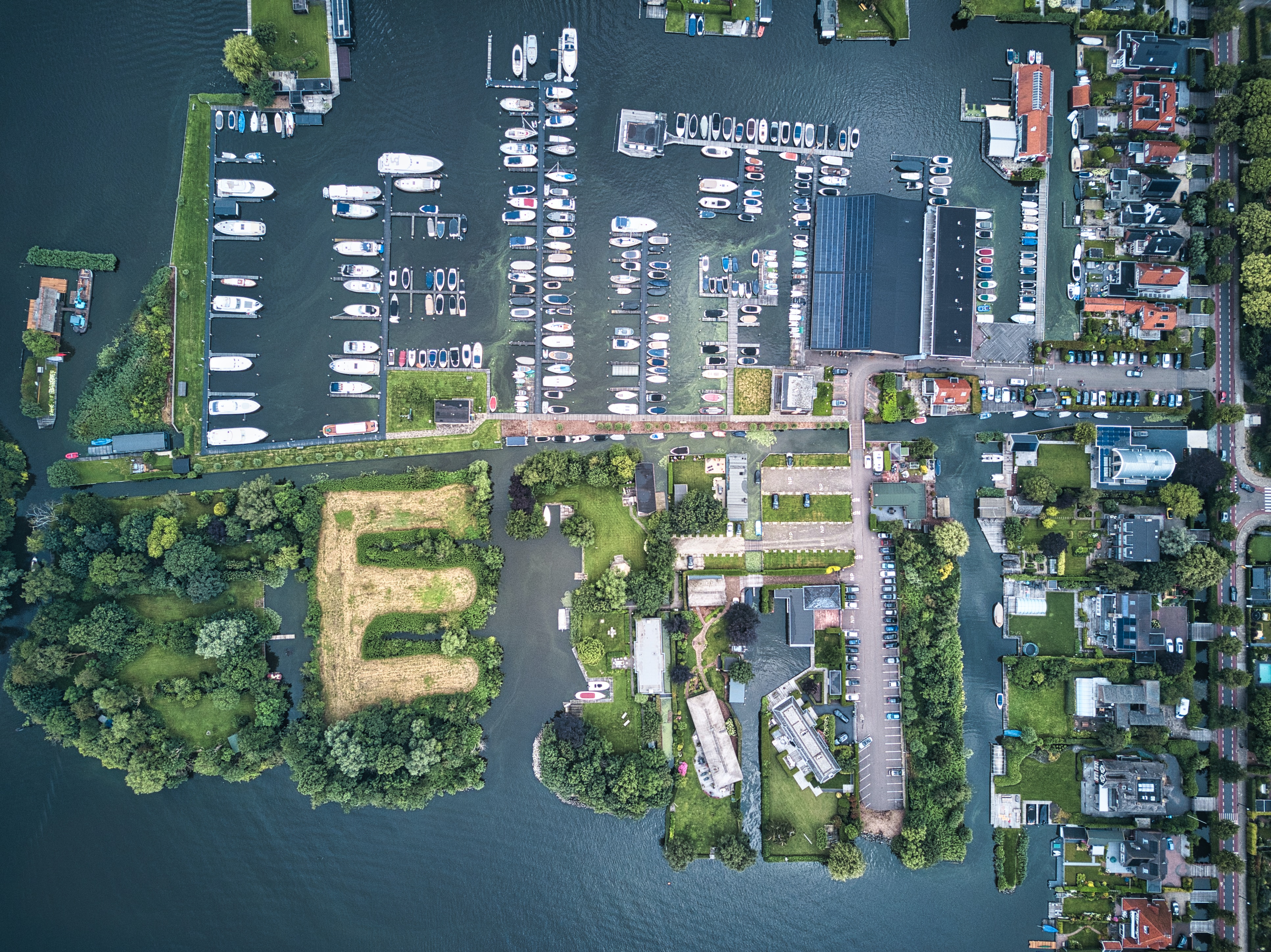 Amsterdam (Sumber foto: Unsplash/Doozydoom)