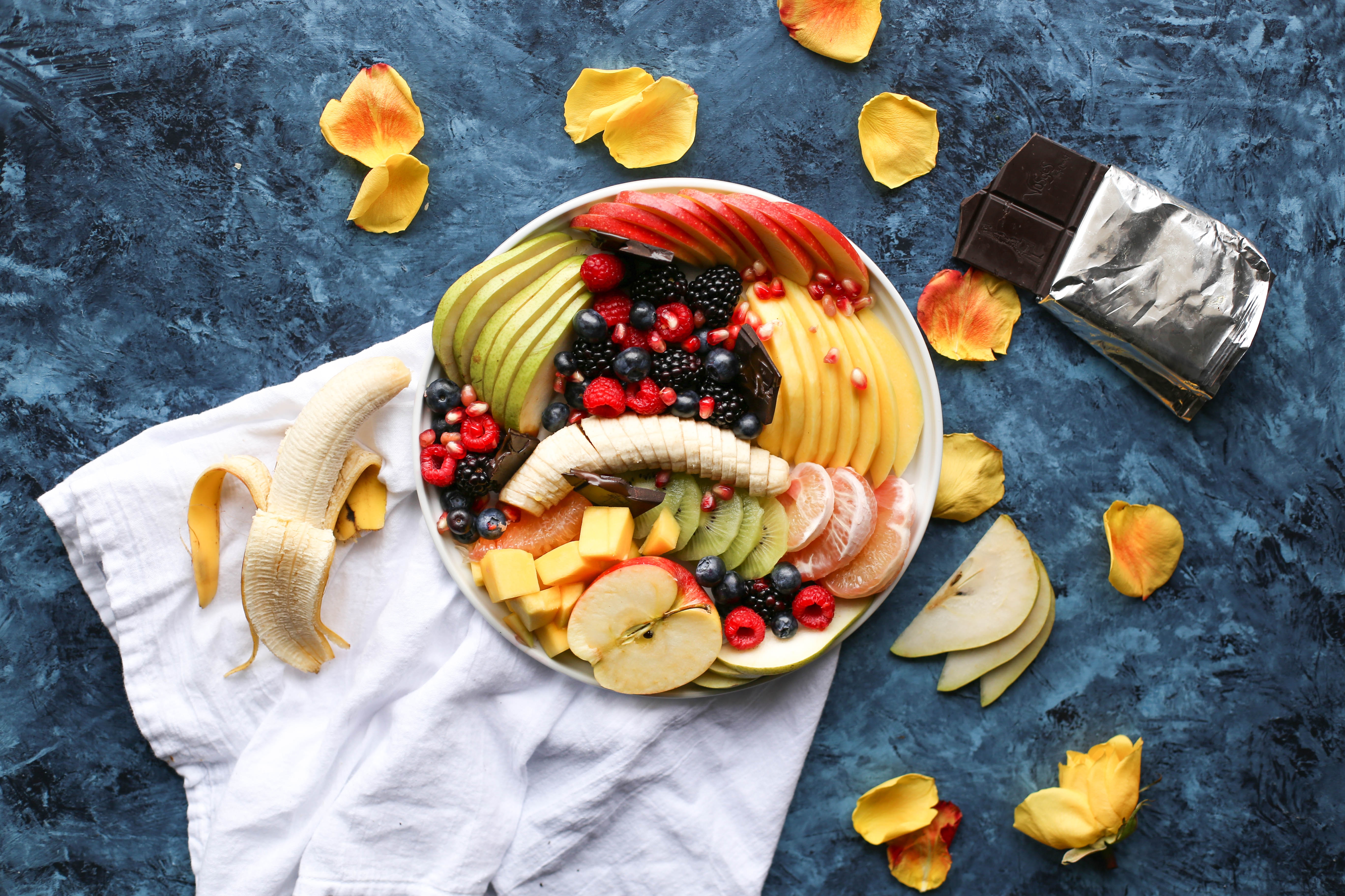 Salad (Unsplash/Brenda Gudina)