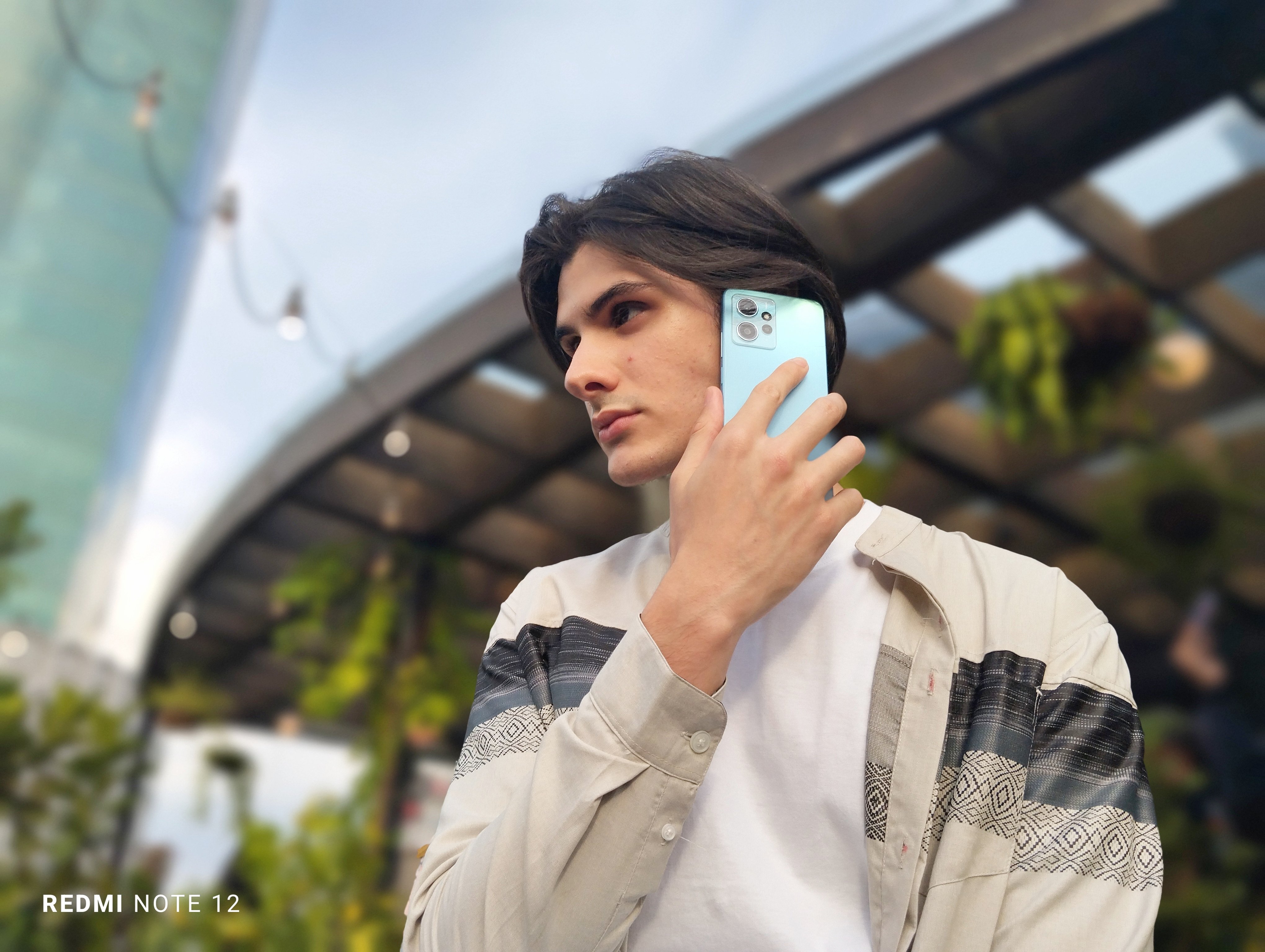 Redmi Note 12 Jadikan Momen Lebaran Lebih Bermakna Dengan Berbagai Fitur Memesona. (Sumber Foto: Rilis/Xiaomi Indonesia)