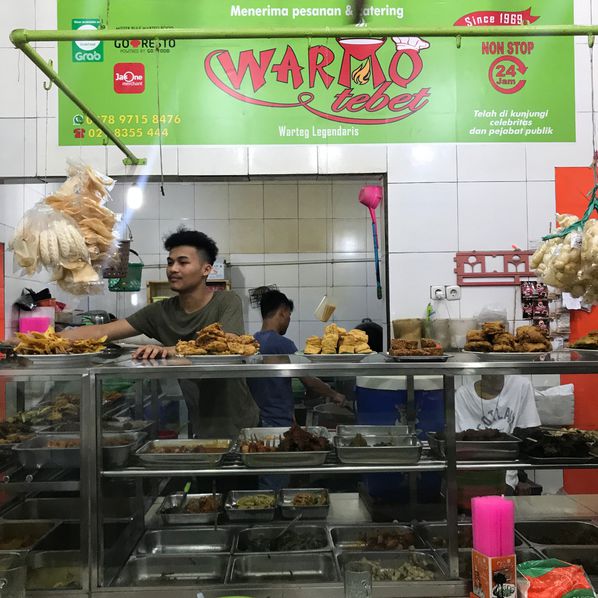 Warteg Warmo di Tebet (pergikuliner/Della Ayu)