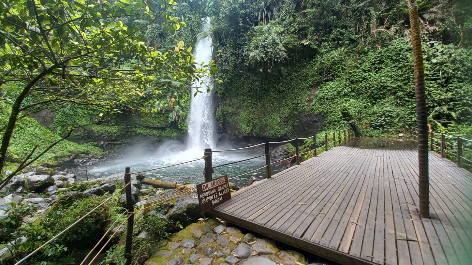 Curug Sawer (Sumber Foto: Hypeabis.id/Kintan Nabila)