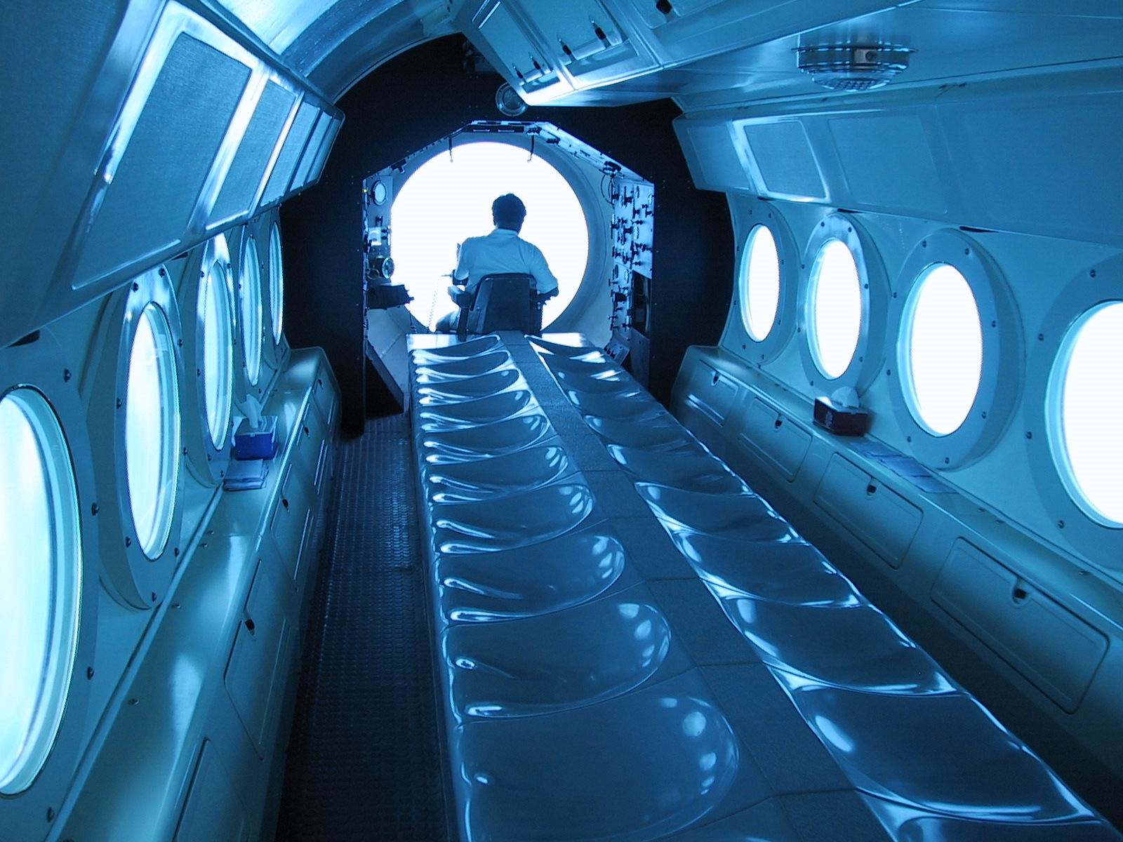 Kapal selam jenis wisata Odyssey Submarine (Sumber gambar: Odyssey Submarine)