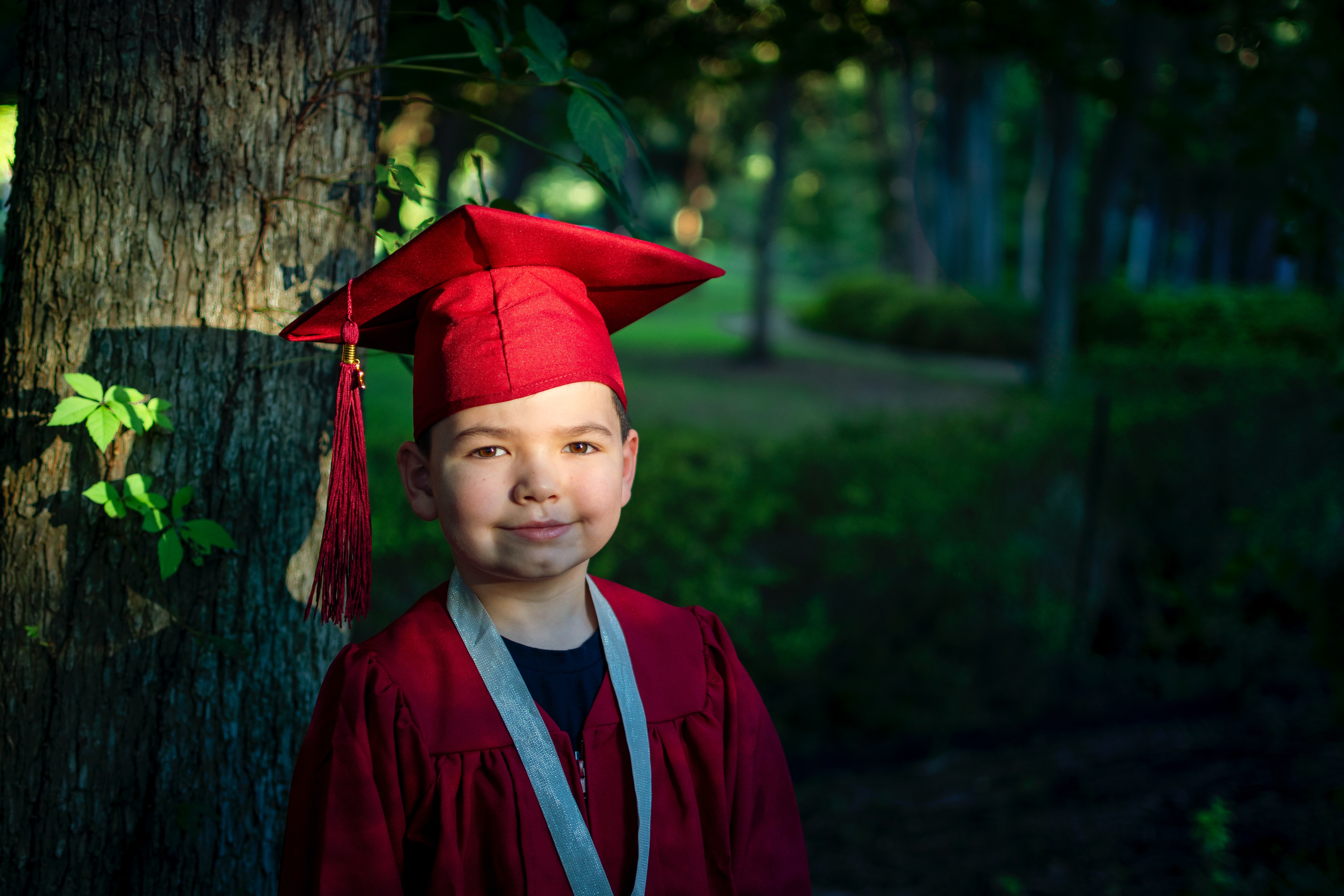 Ilustrasi wisuda anak (Unsplash/ Gabriel Tovar)