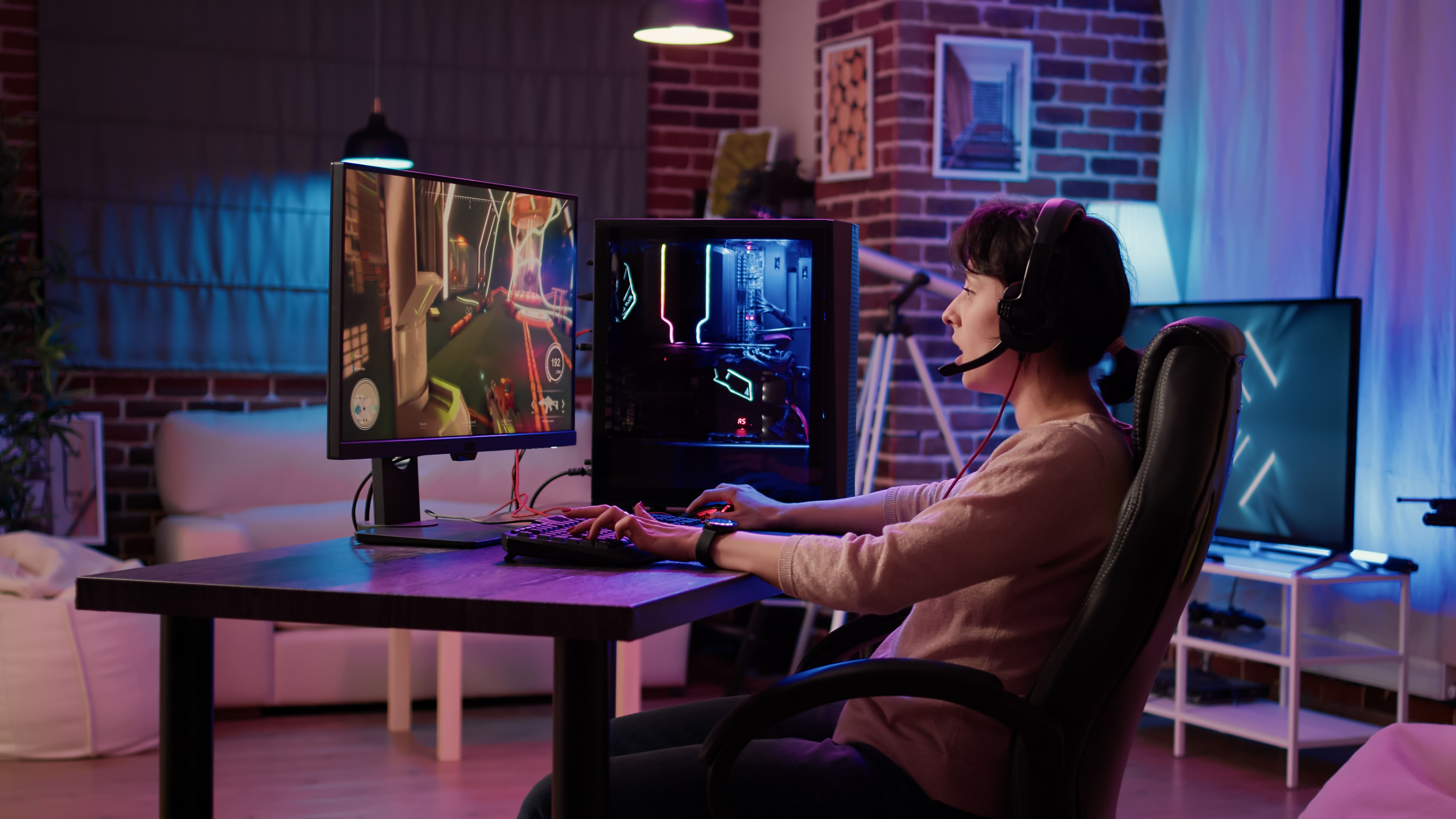 Ilustrasi gamer sedang bermain gim (Sumber gambar: Freepik)