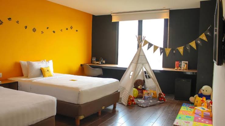 Family Room Yellow Bee Hotel Tangerang (sumber gambar : Yellow Be Hotel)