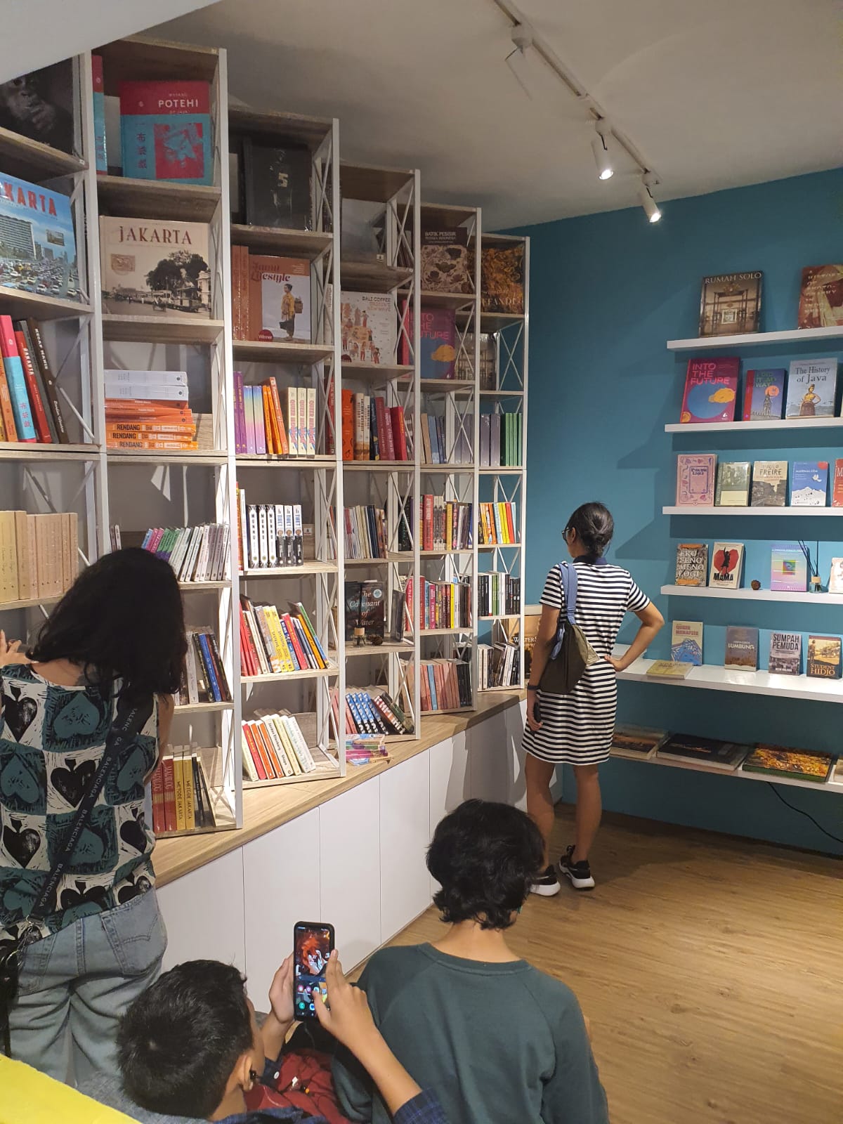 Toko buku Blooks (Sumber gambar: Dok pribadi Hikmat Darmawan)