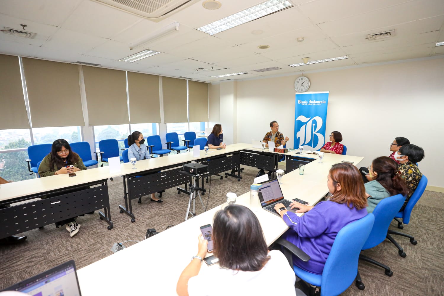 Suasana kunjungan Re.juve ke kantor Bisnis Indonesia di Jakarta, Kamis (27/7/2023). (Foto: JIBI/Bisnis/Abdurachman) 